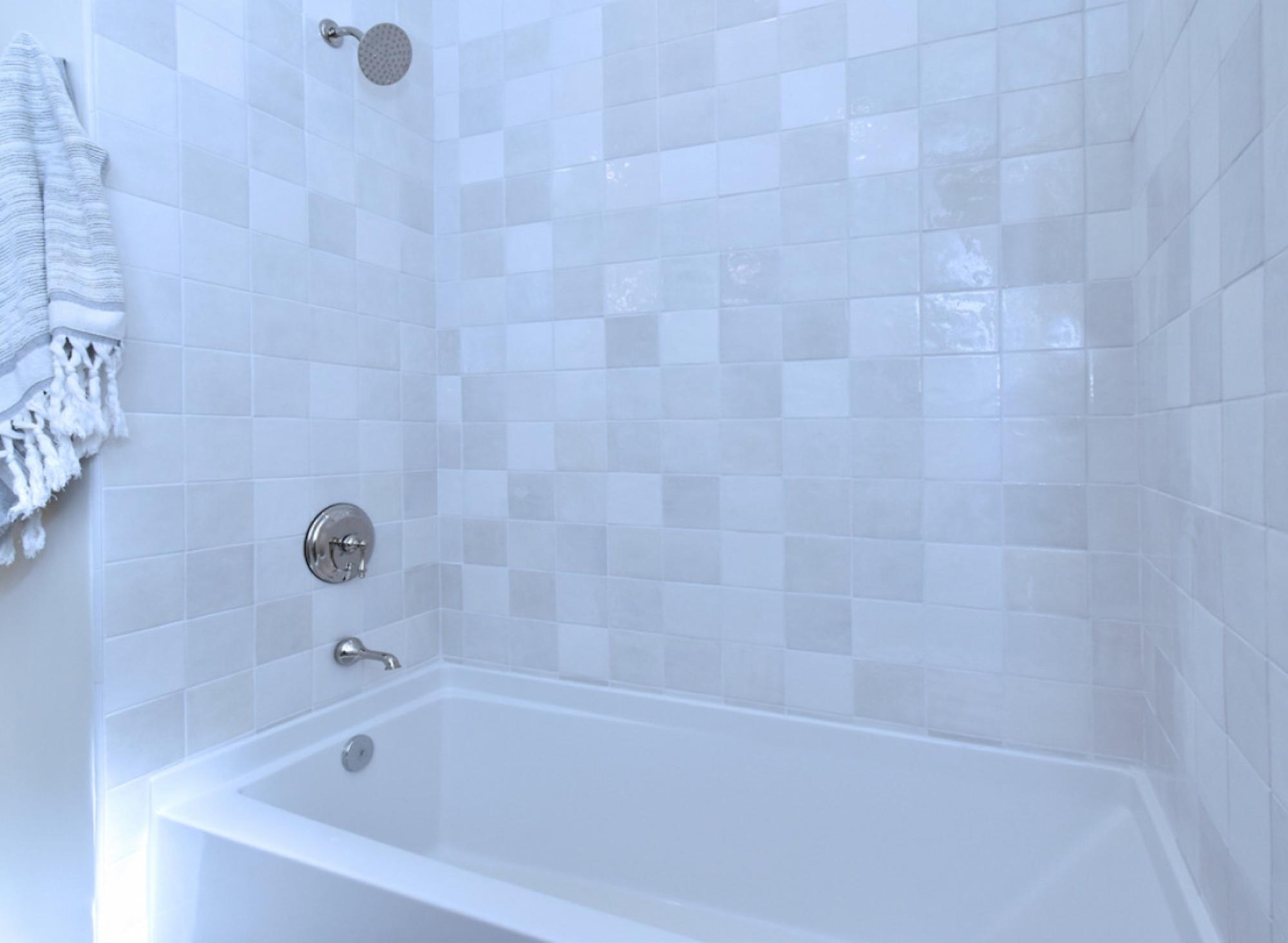 Designer 4-Bed with Jacuzzi — photo 5