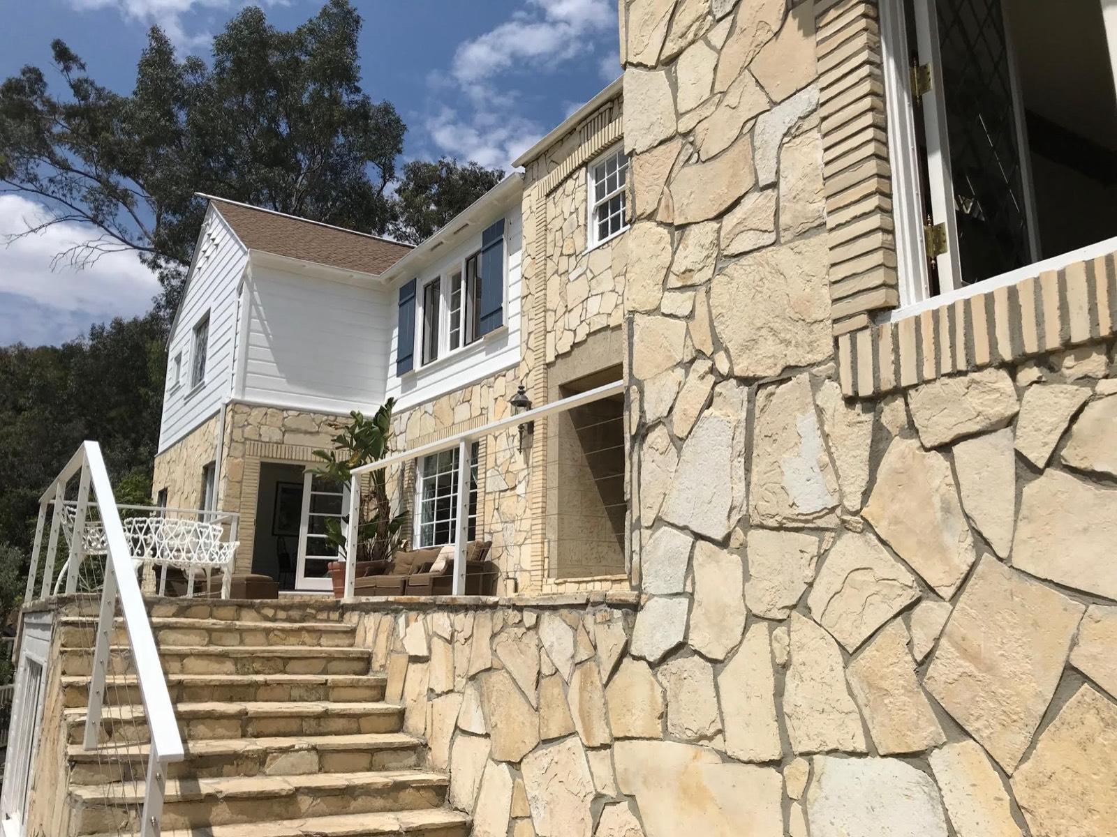 0355 Benedict Canyon House — photo 6