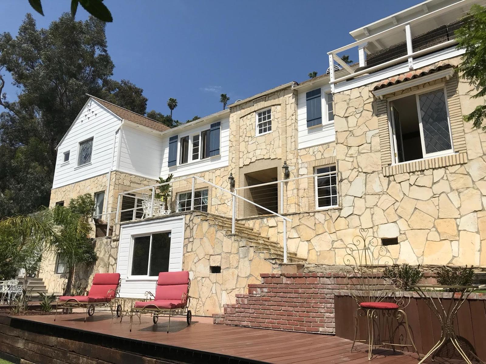 0355 Benedict Canyon House — photo 1