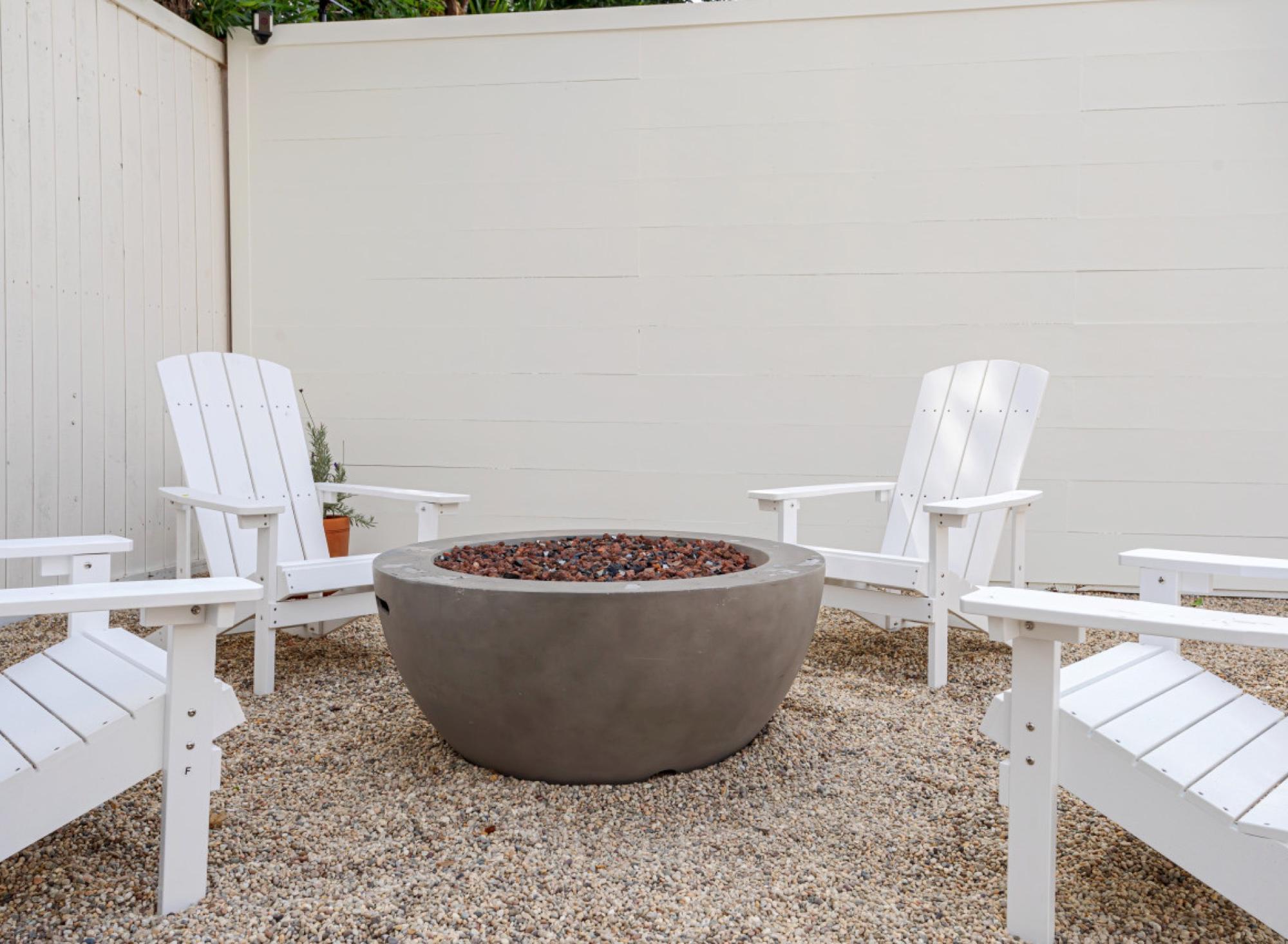 Designer 2-Bed (Sleeps 8, Hot Tub) — photo 9