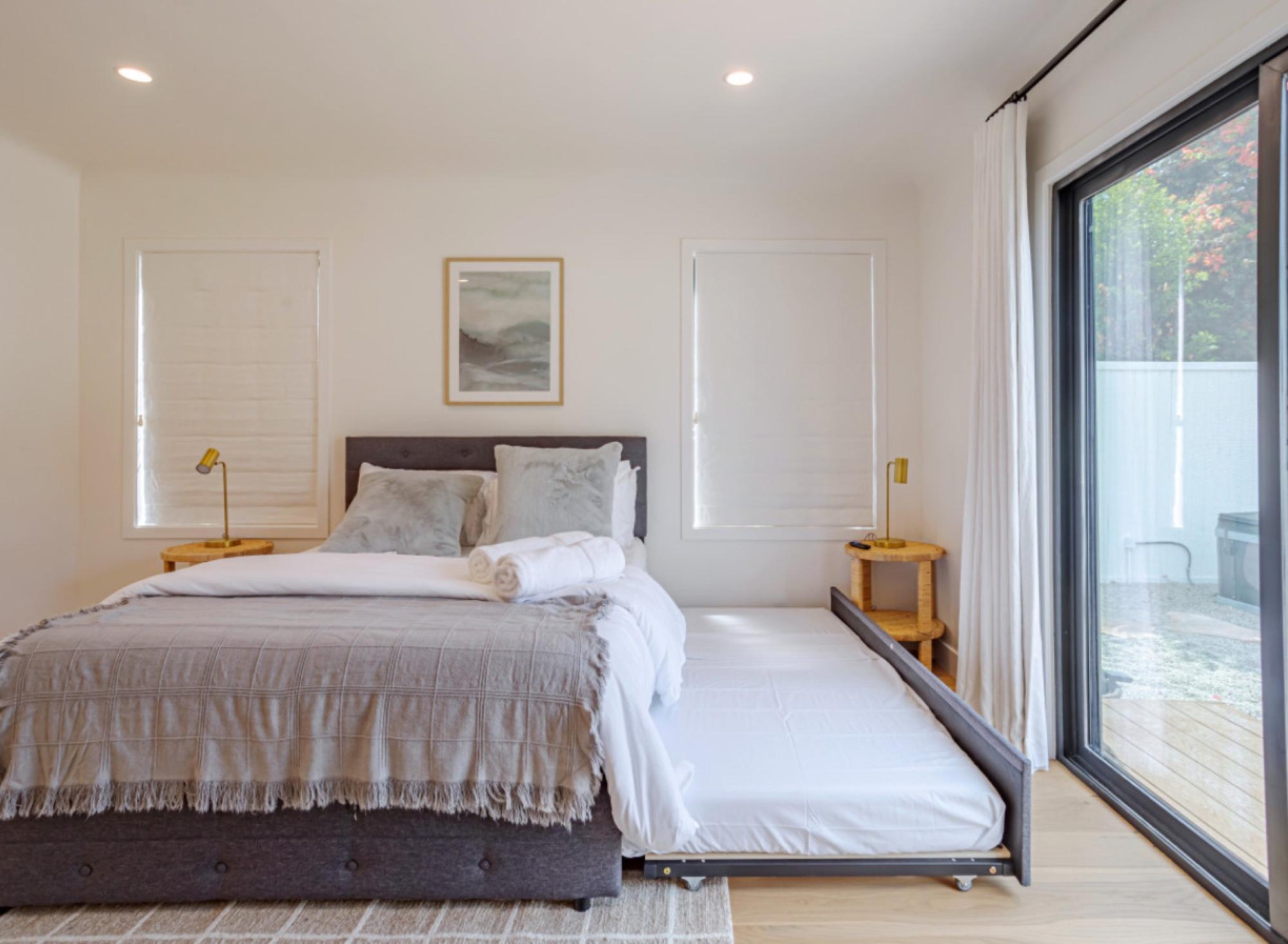 Spanish-Style Home (Sleeps 18) — photo 12
