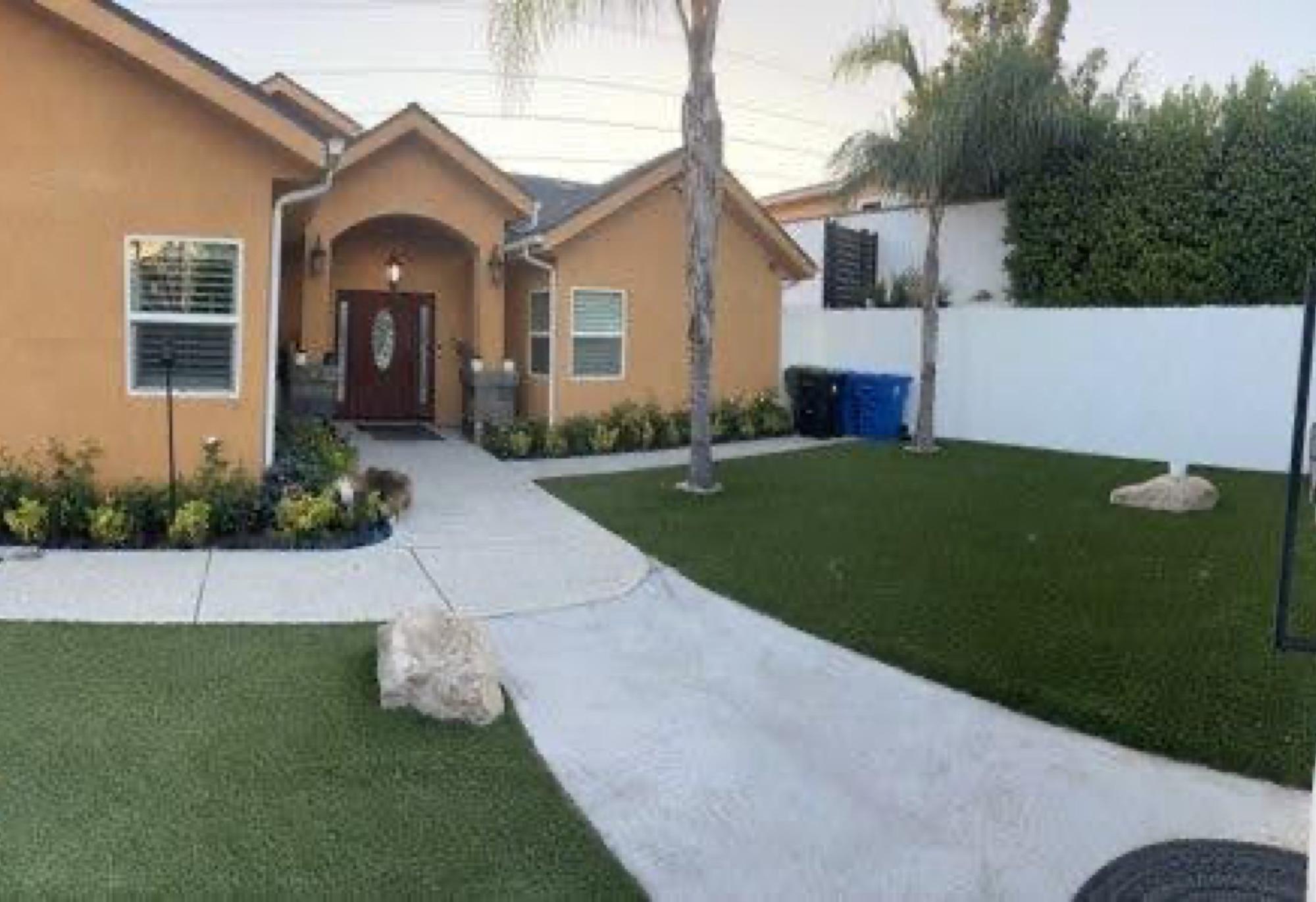3 Bed / 3 Bath Home — photo 1