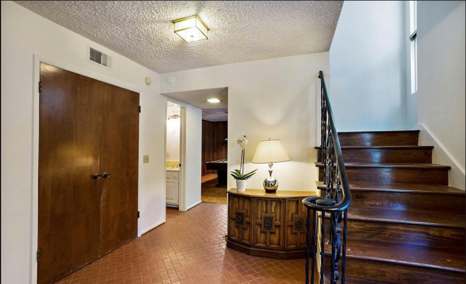 70's Retro House — photo 6