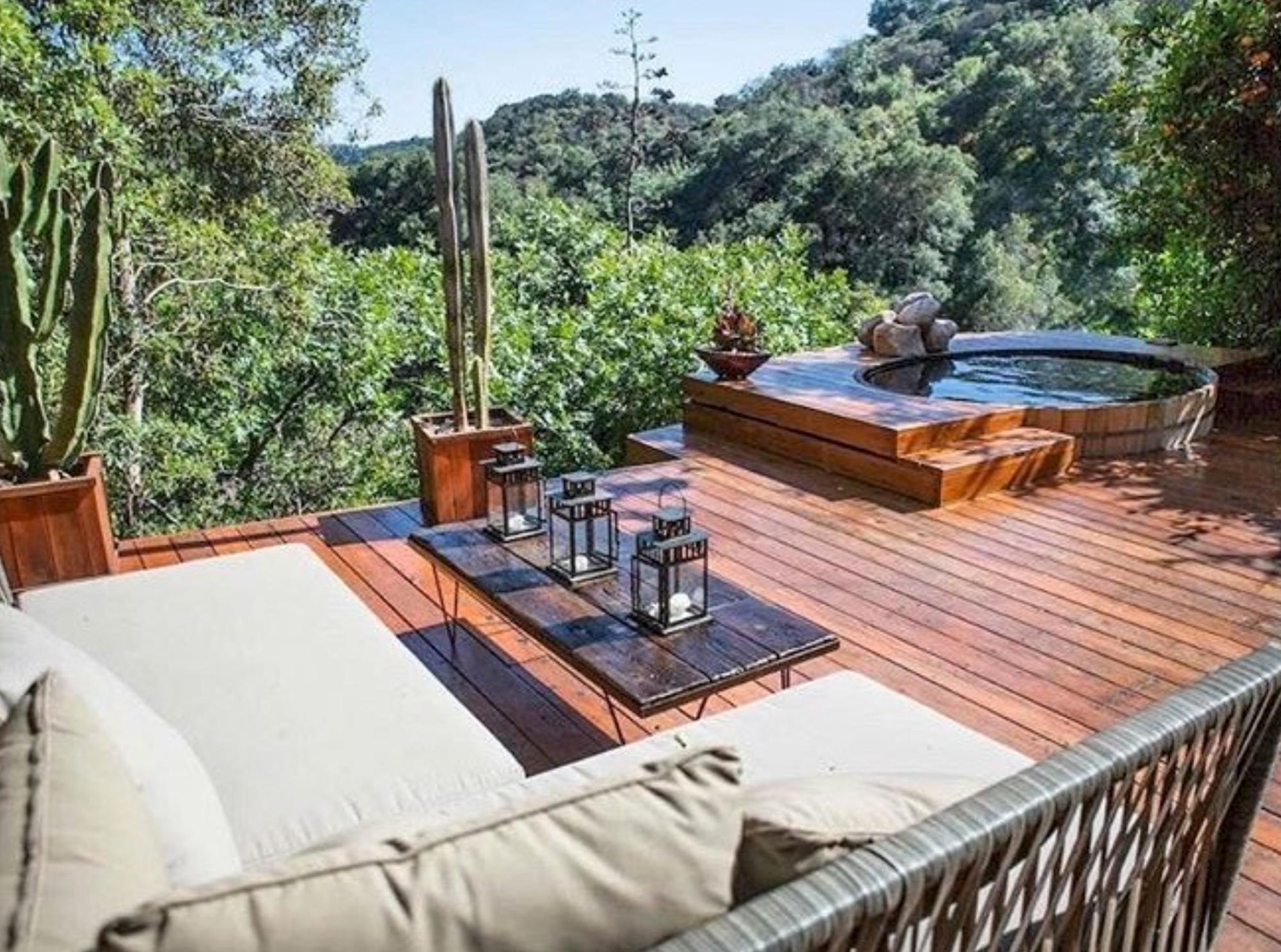 90210 Circle Tree House — photo 1