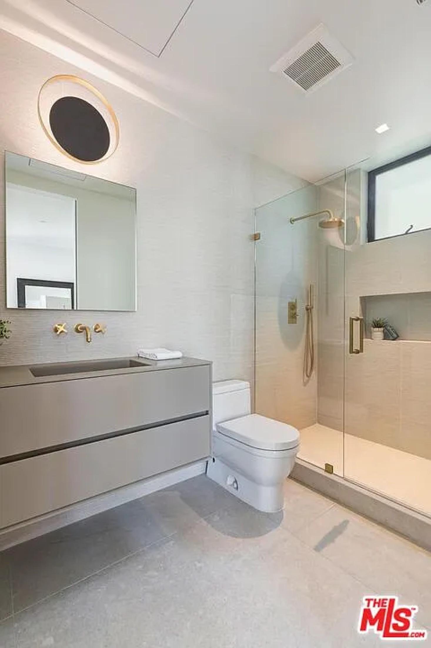A Malcom Contemporary Mod Beauty — photo 11