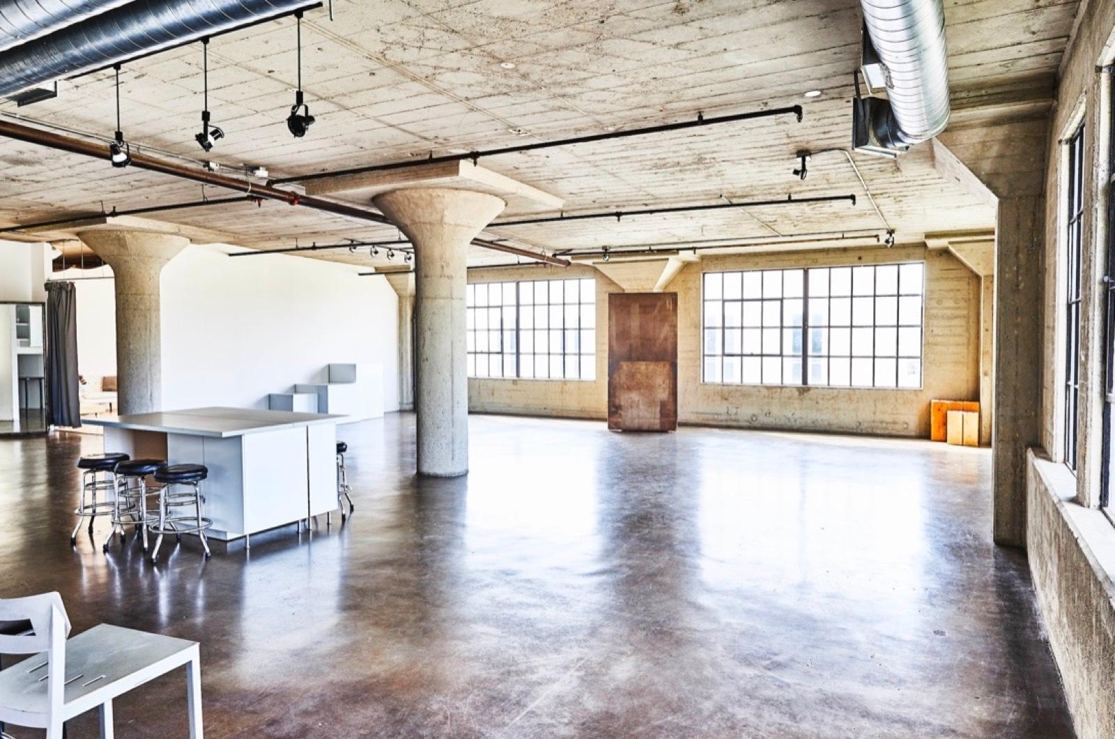 A's Light West Studio — photo 7