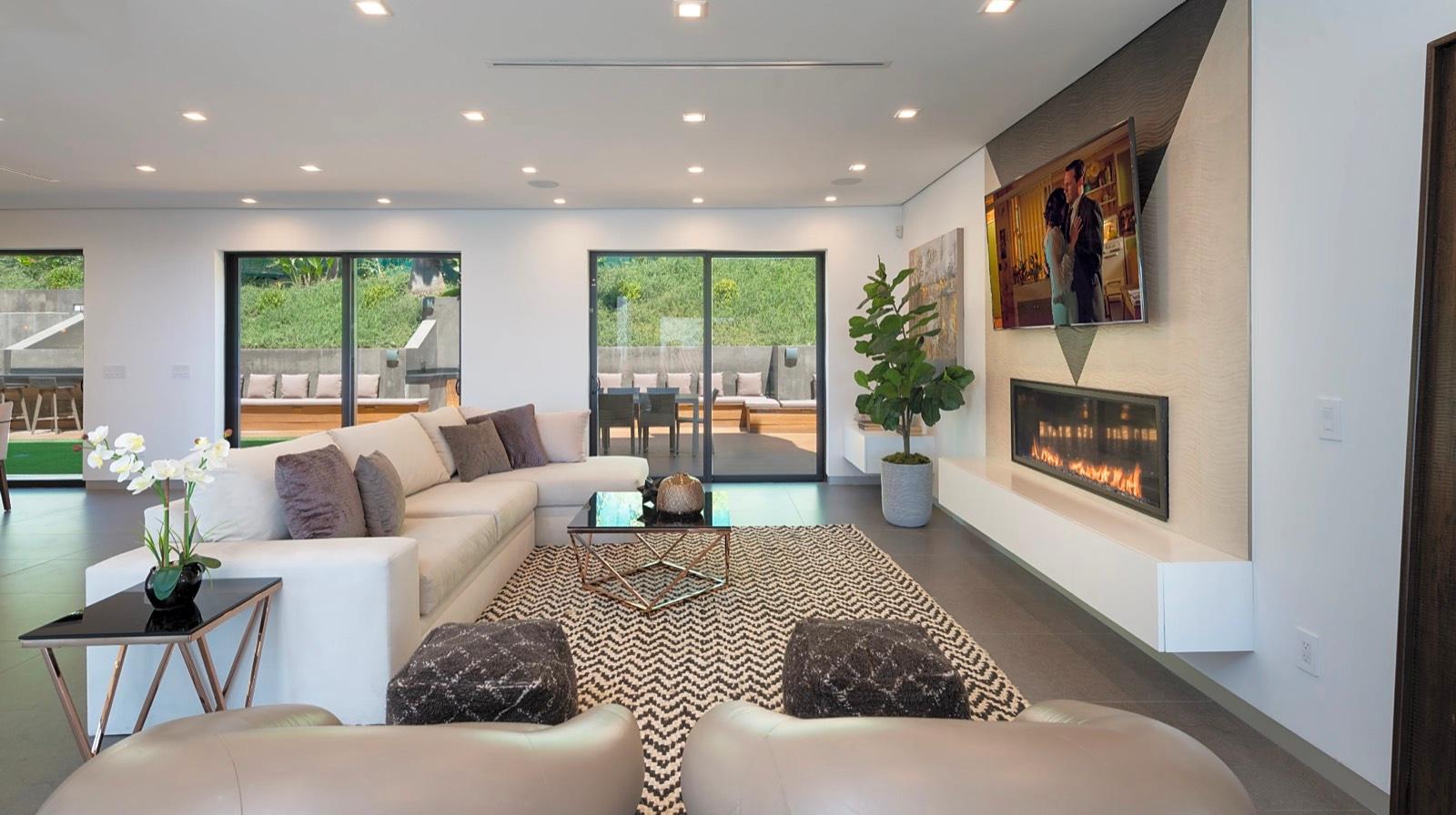 A's Modern Dream Home — photo 9
