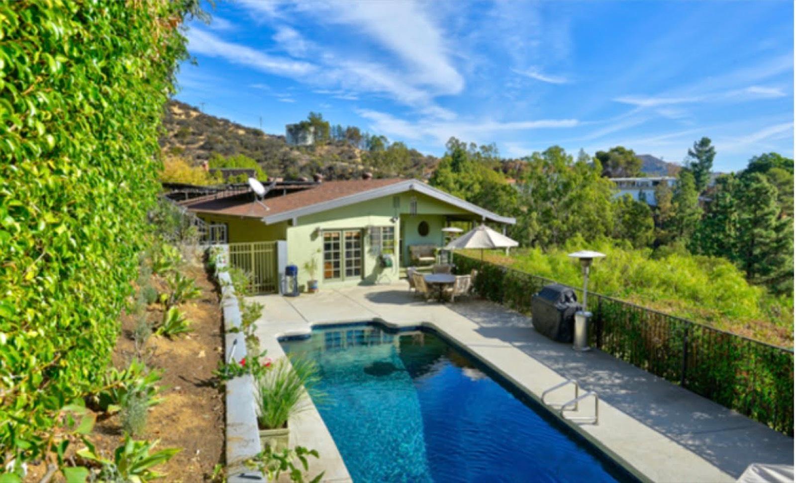 A's Mountain View Casa — photo 2