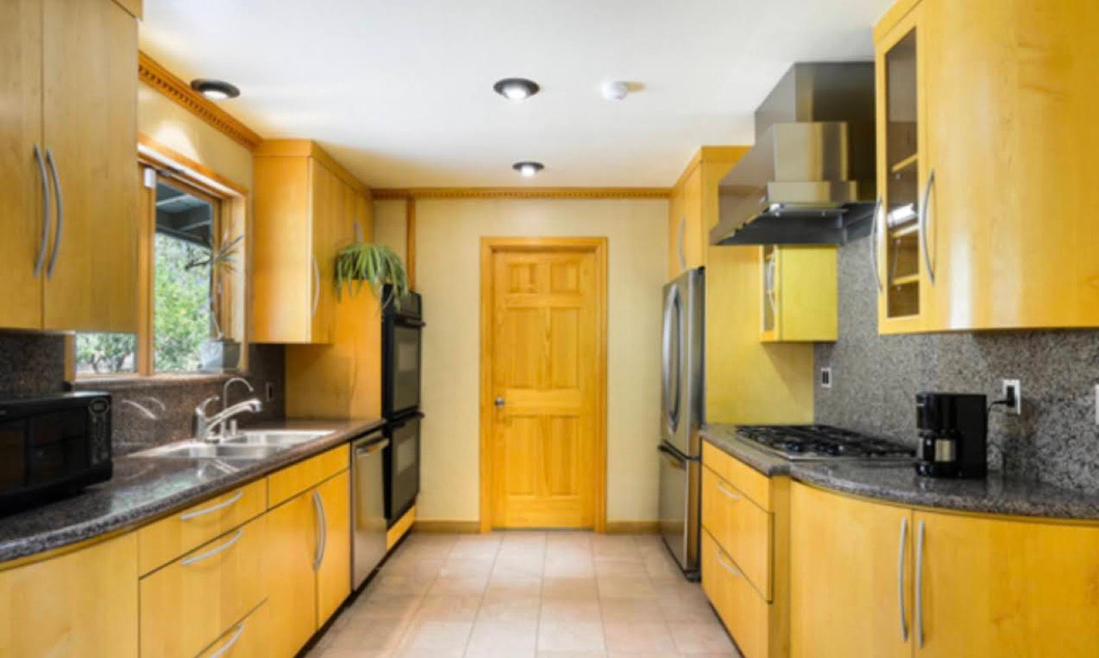 A's Mountain View Casa — photo 11