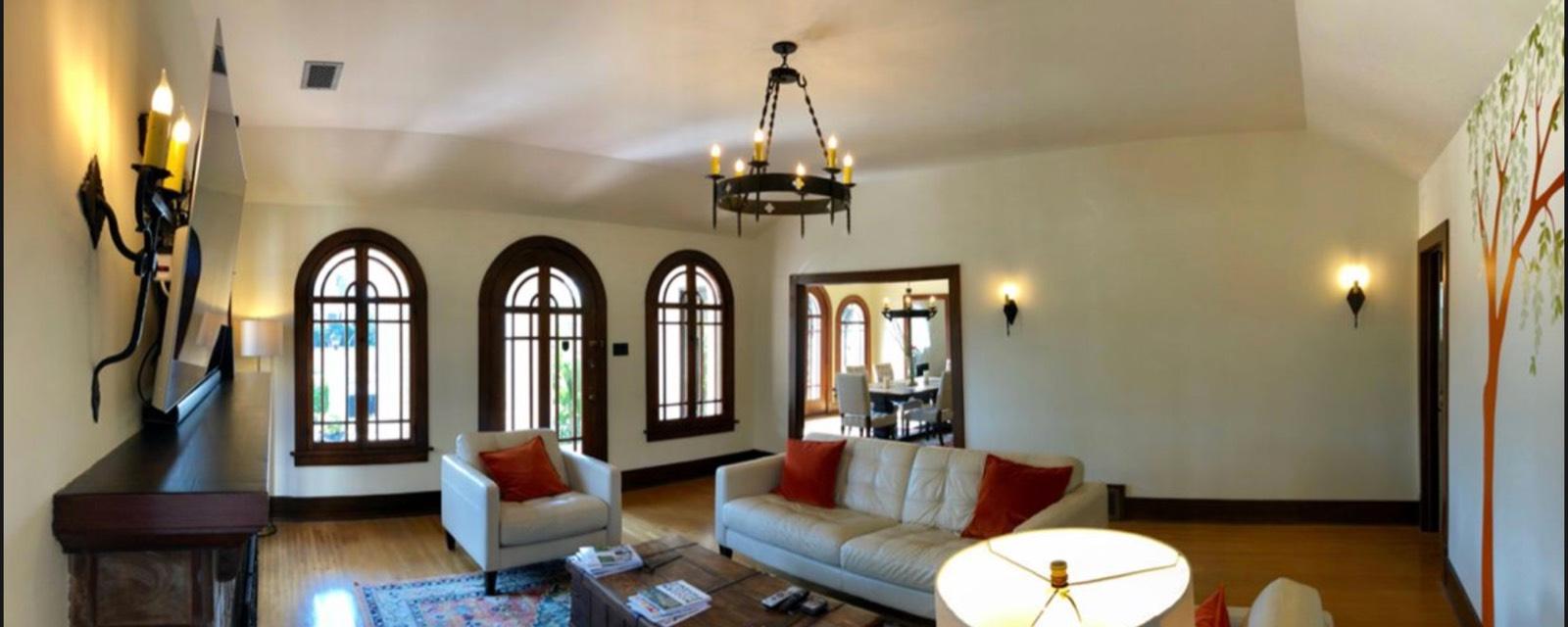 A's Spanish Villa — photo 4