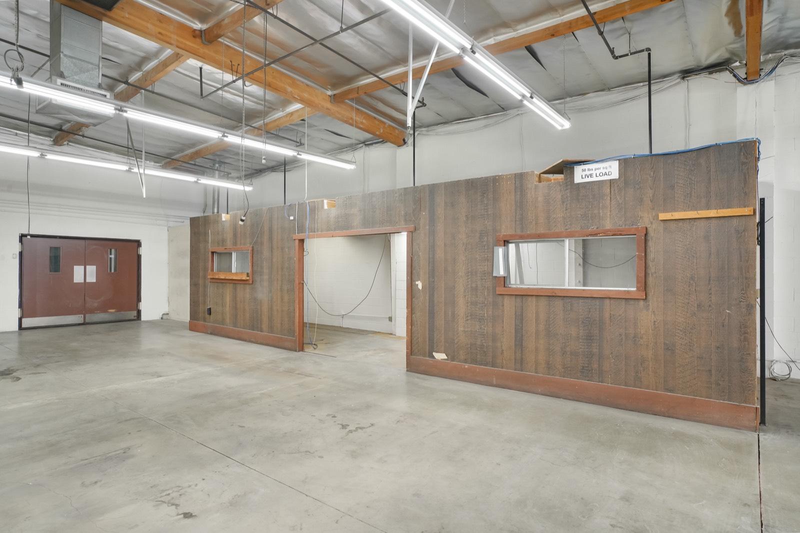 AH's Empty Warehouse — photo 3