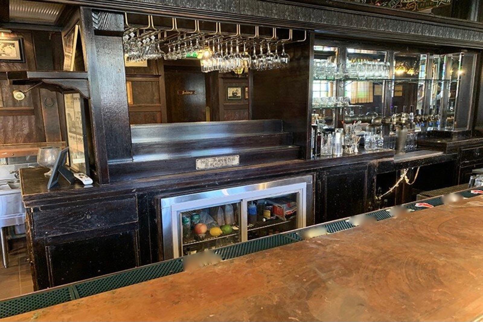AH's Pub Bar and Grill — photo 6