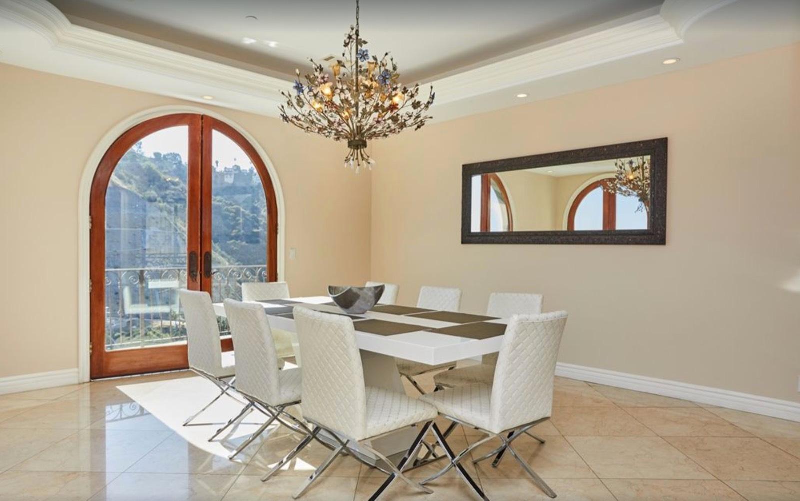Alex Hollywood Hills House — photo 11