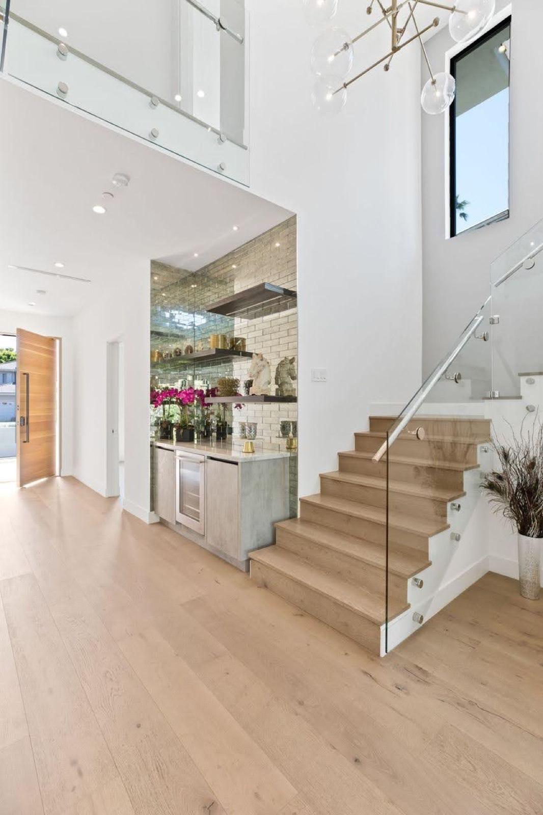 AP’s modern Encino — photo 5