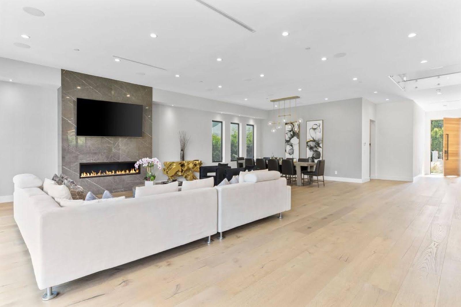 AP’s modern Encino — photo 7