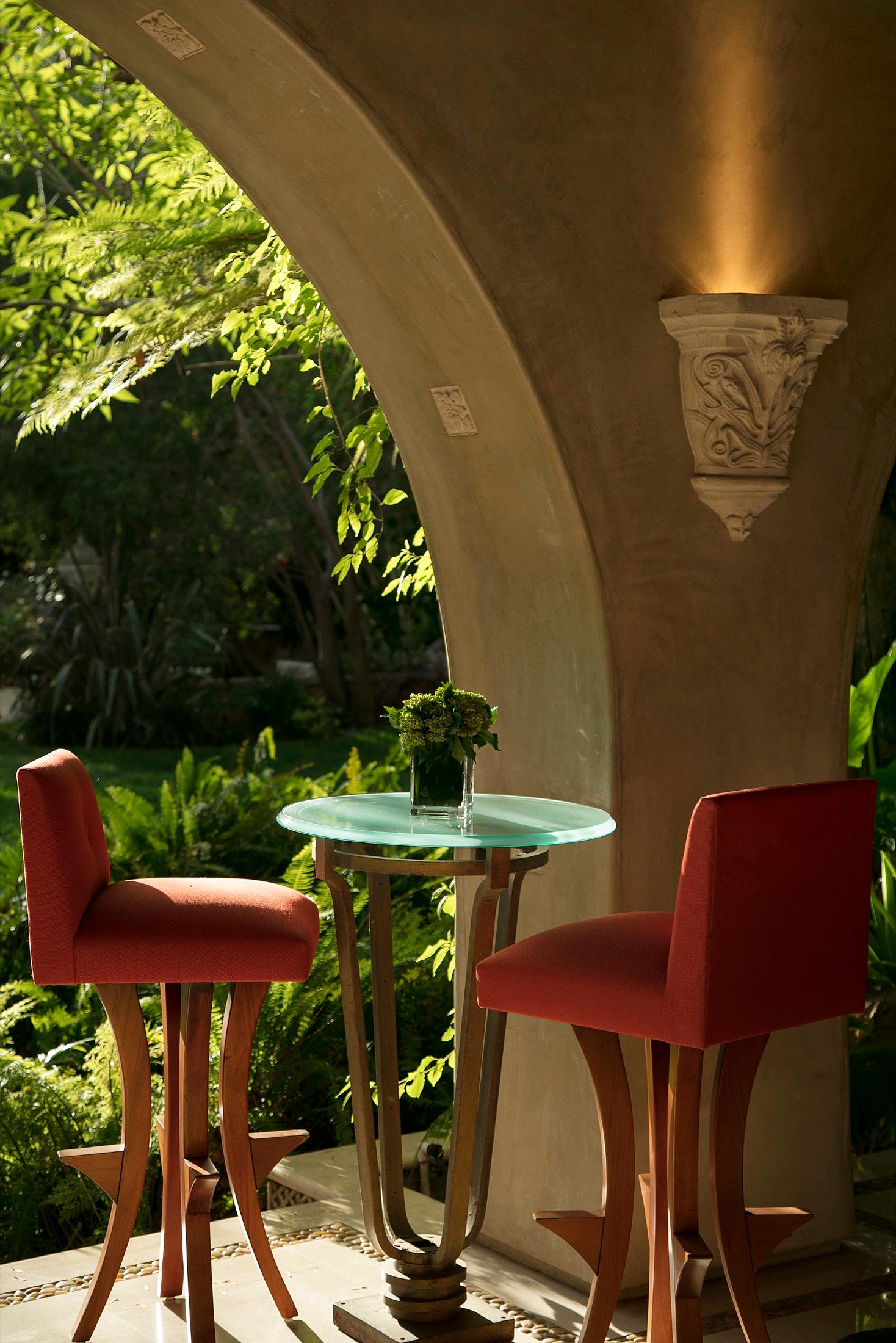 AR's Stunning Med Home — photo 5