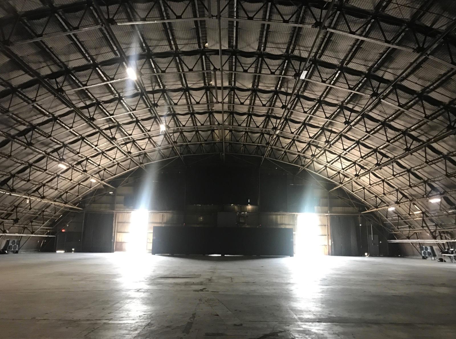 Arch Warehouse — photo 1