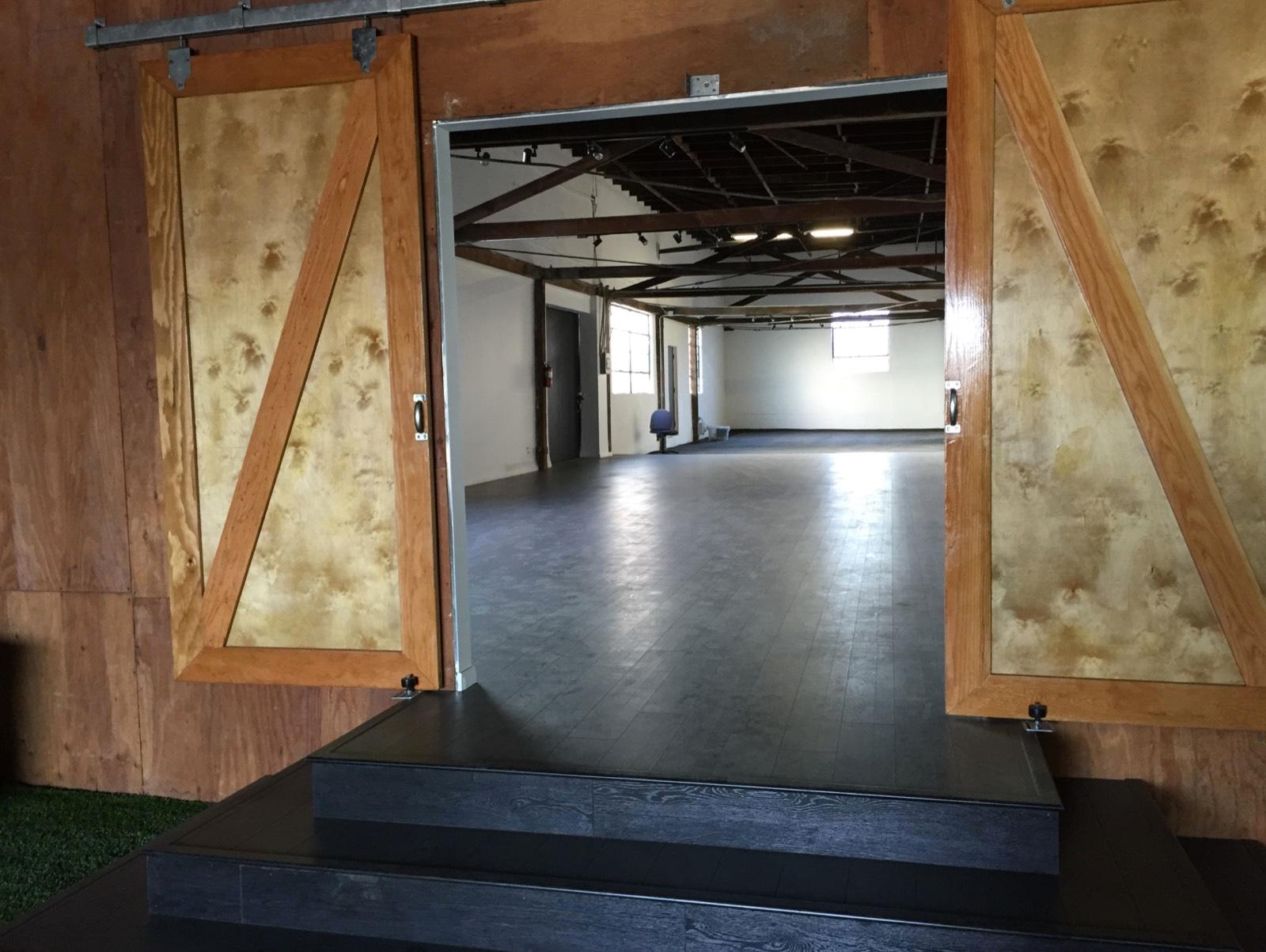 Arch Warehouse — photo 7