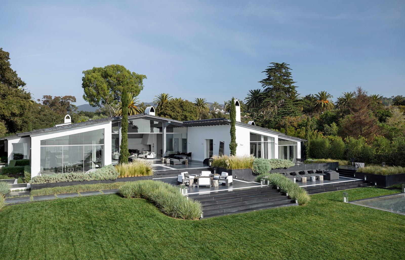 AR's Santa Barbra Stunning Modern View — photo 1