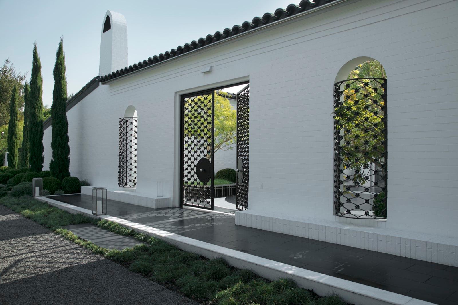 AR's Santa Barbra Stunning Modern View — photo 6