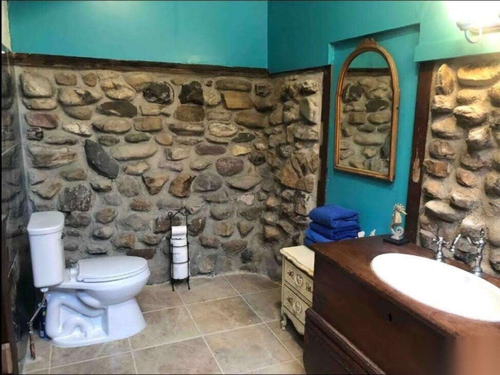 Artsy Topanga Home ocean clubhouse — photo 11