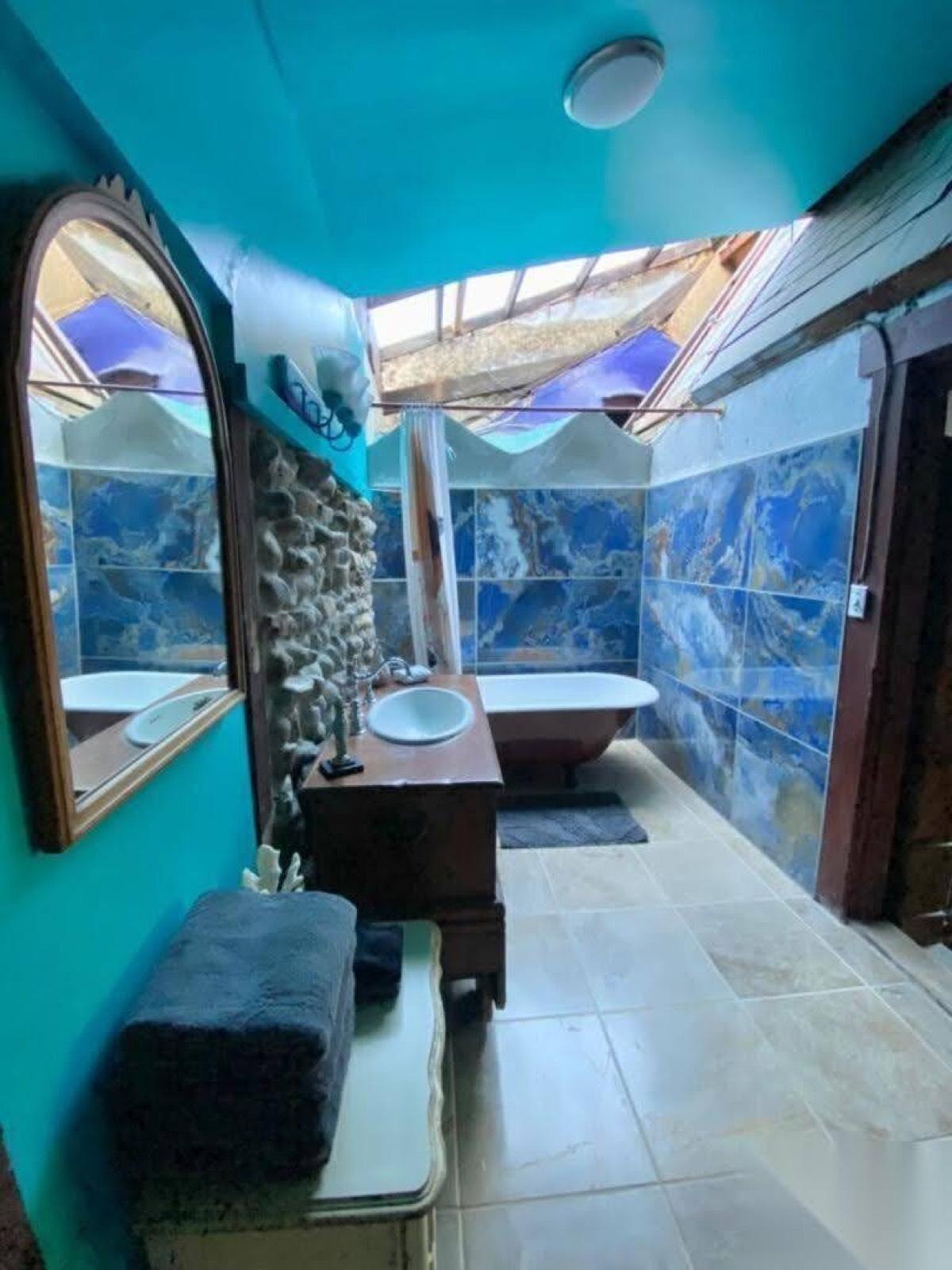 Artsy Topanga Home ocean clubhouse — photo 1