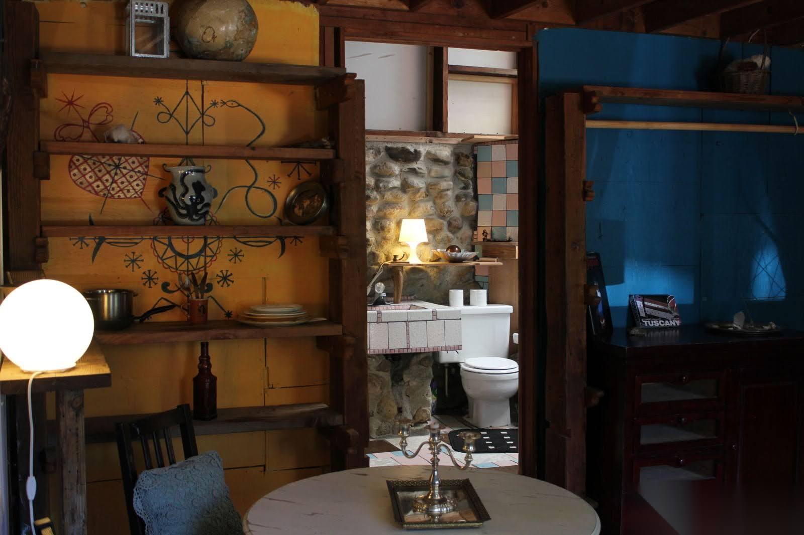 Artsy Topanga Home ocean clubhouse — photo 7