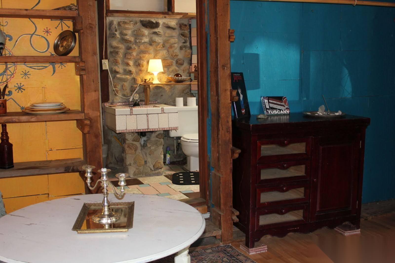 Artsy Topanga Home ocean clubhouse — photo 8