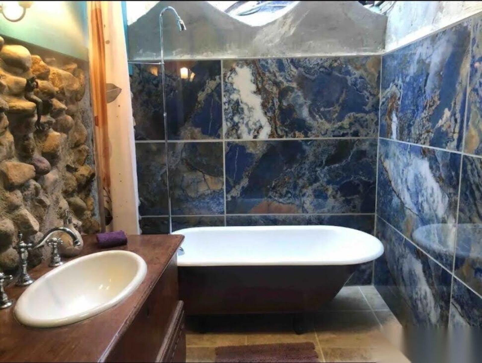 Artsy Topanga Home ocean clubhouse — photo 10