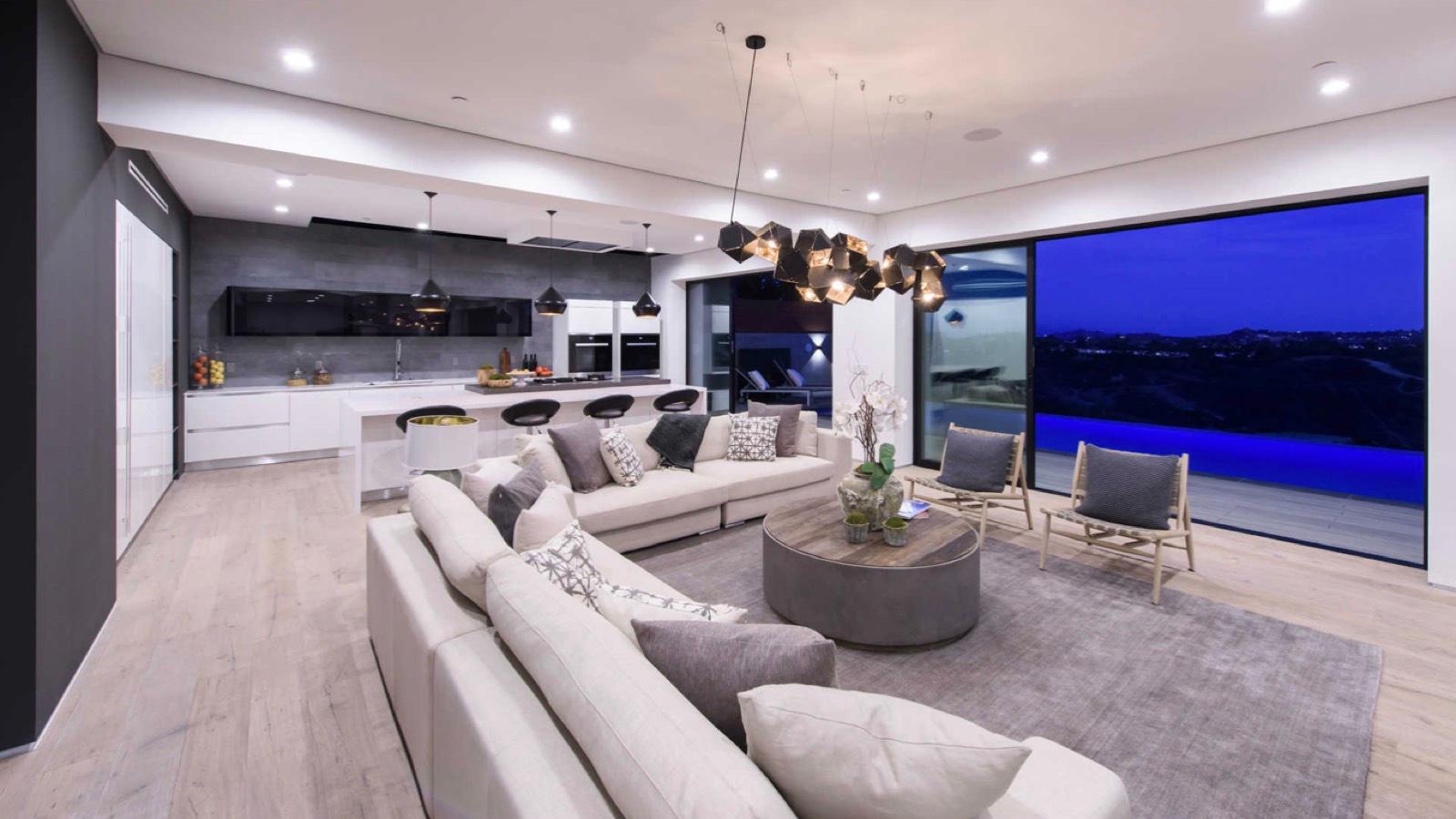 A's Bel Air House — photo 11