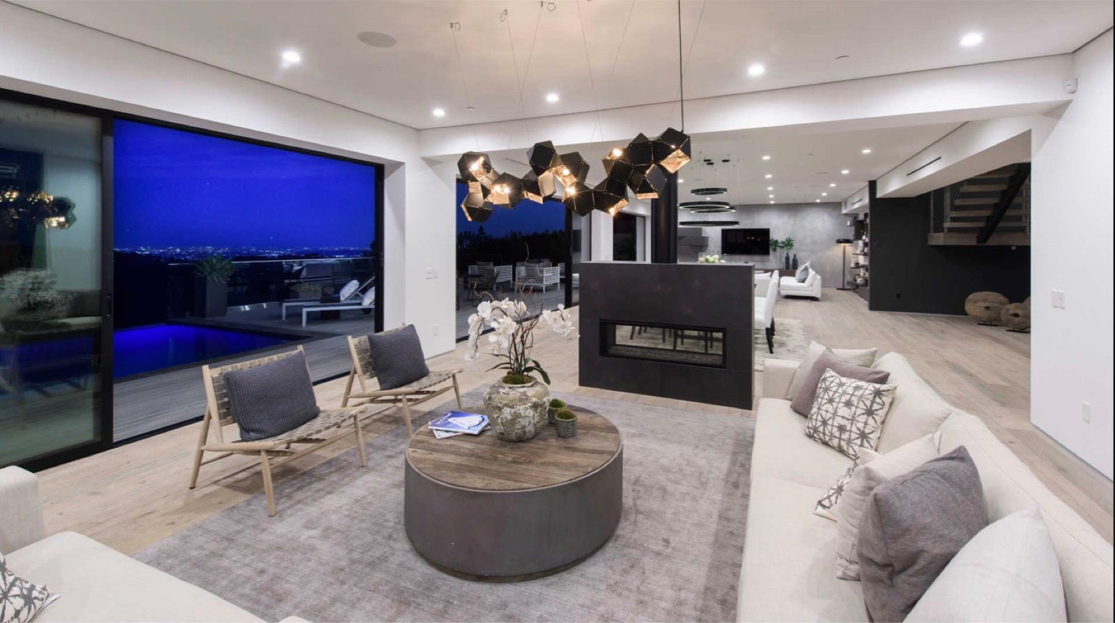 A's Bel Air House — photo 8