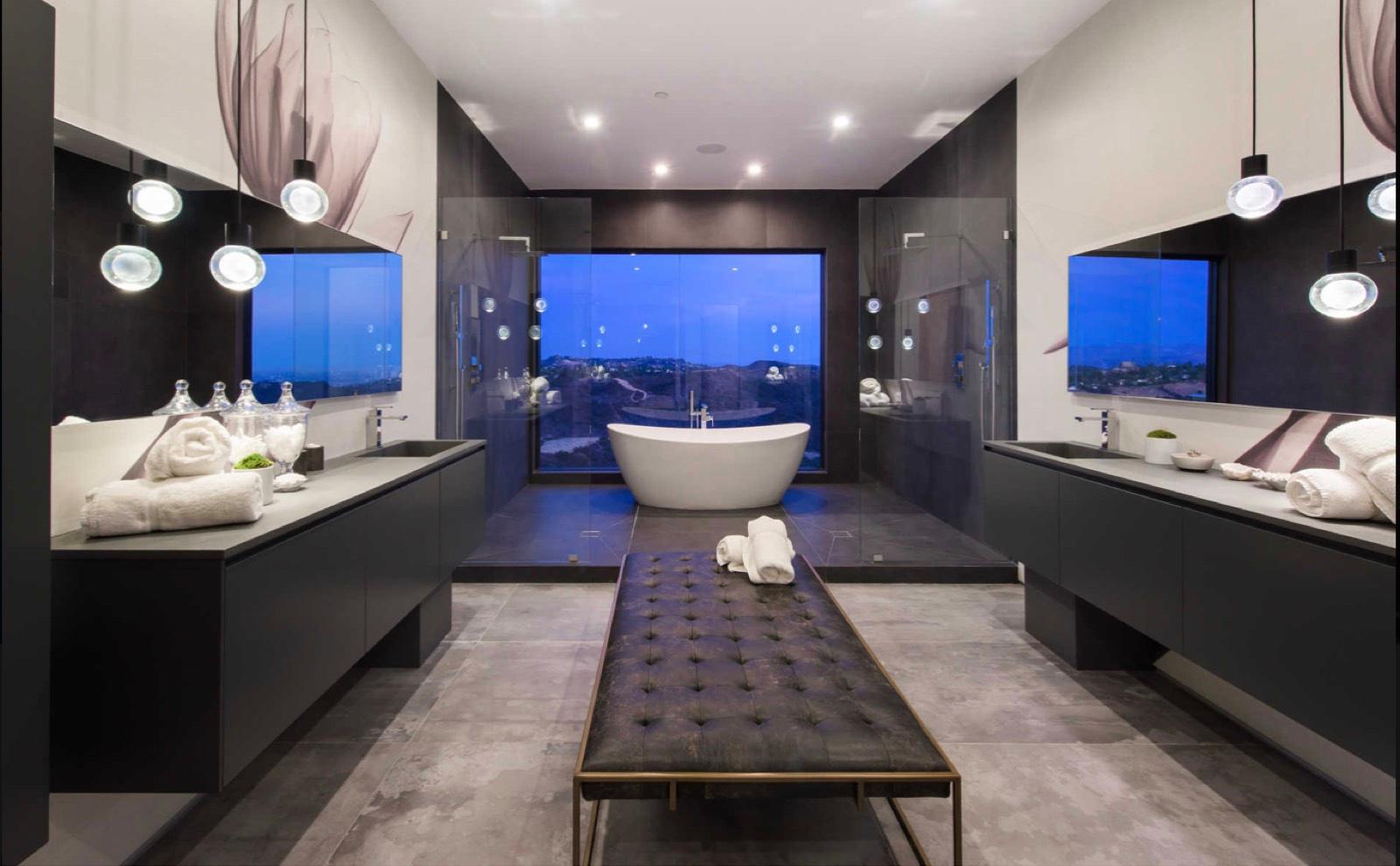 A's Bel Air House — photo 1