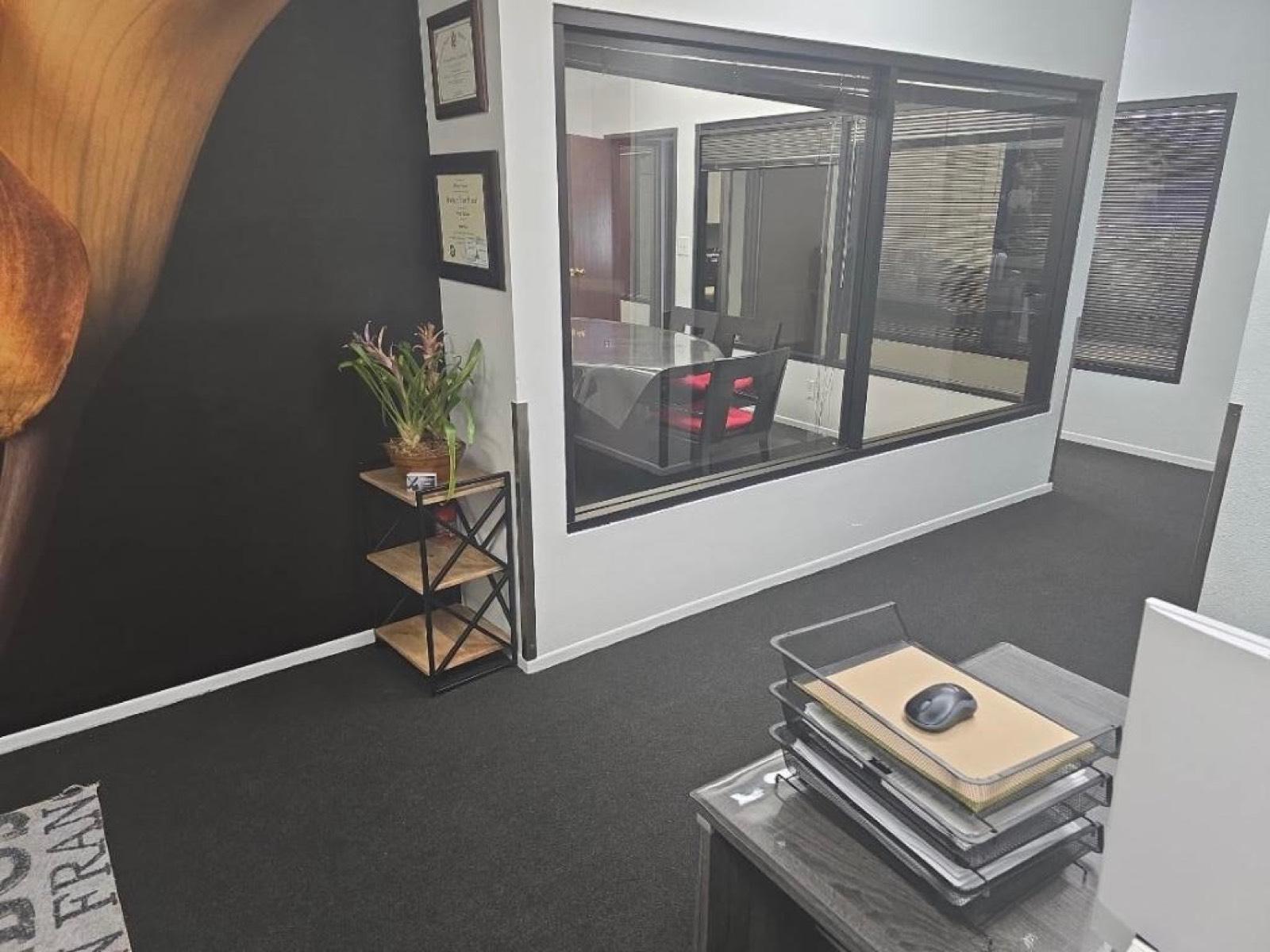A’s cool Sherman oaks office — photo 8