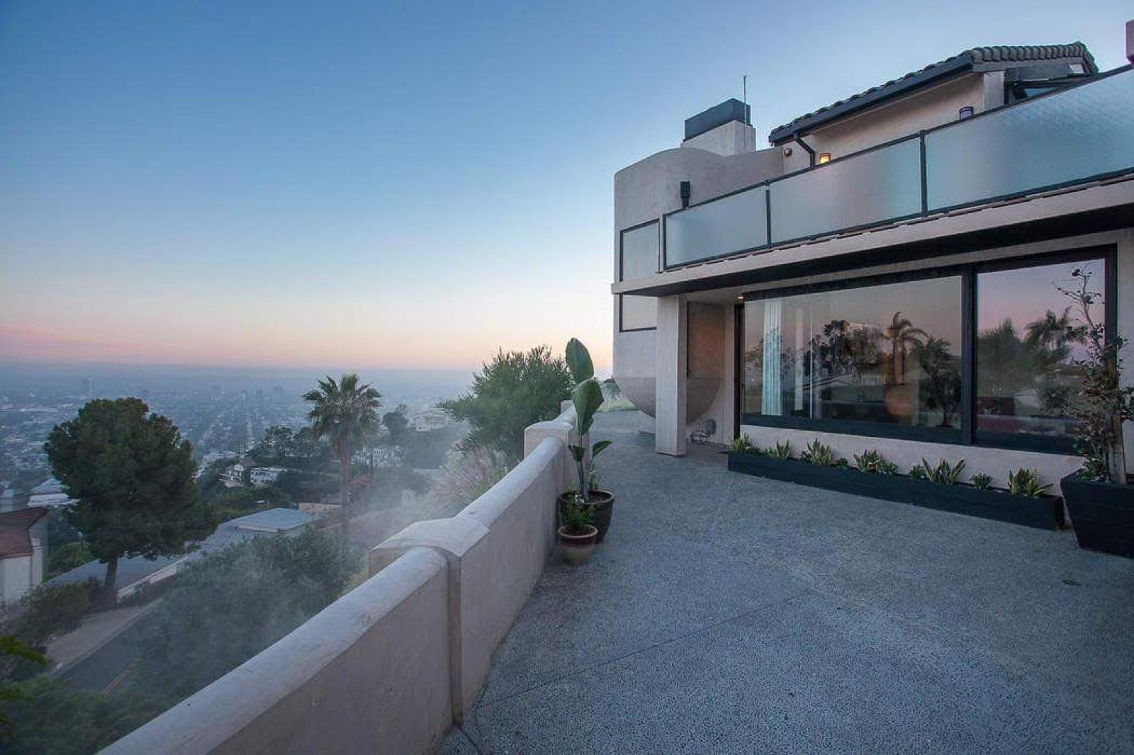 A's Crescent Heights House — photo 1