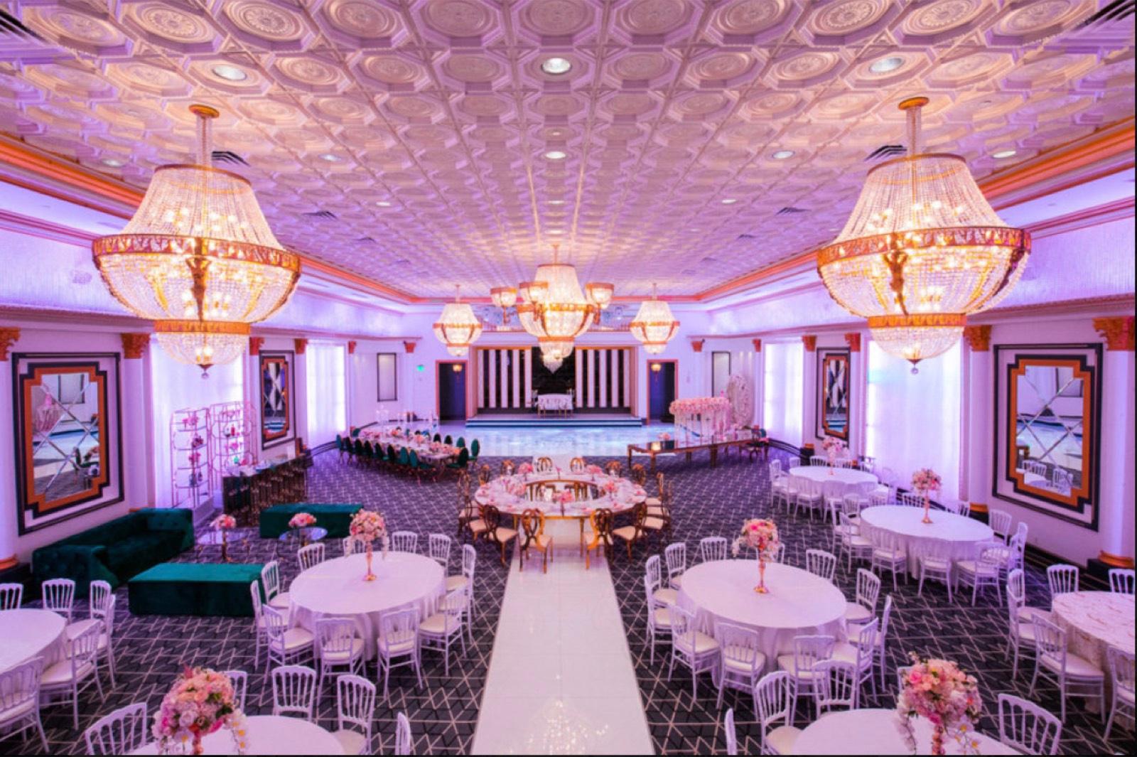 A's Elegant Ballroom — photo 4