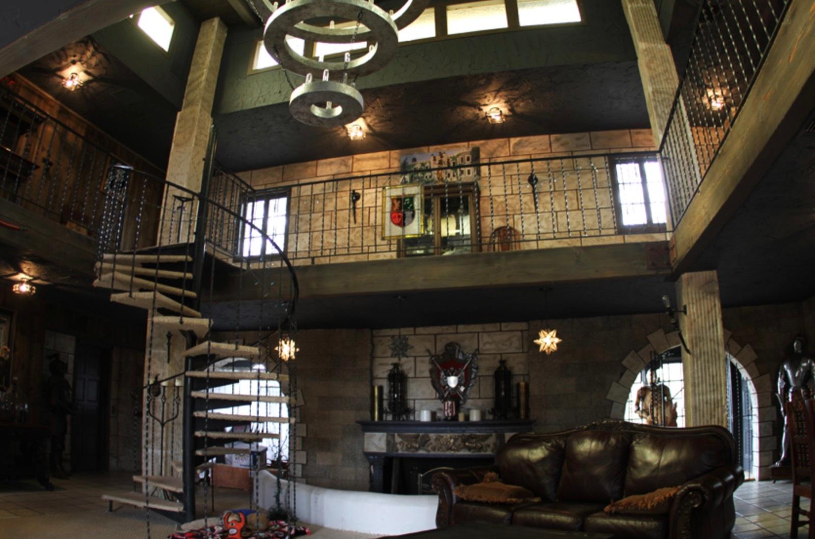 A's Medieval Castle — photo 12