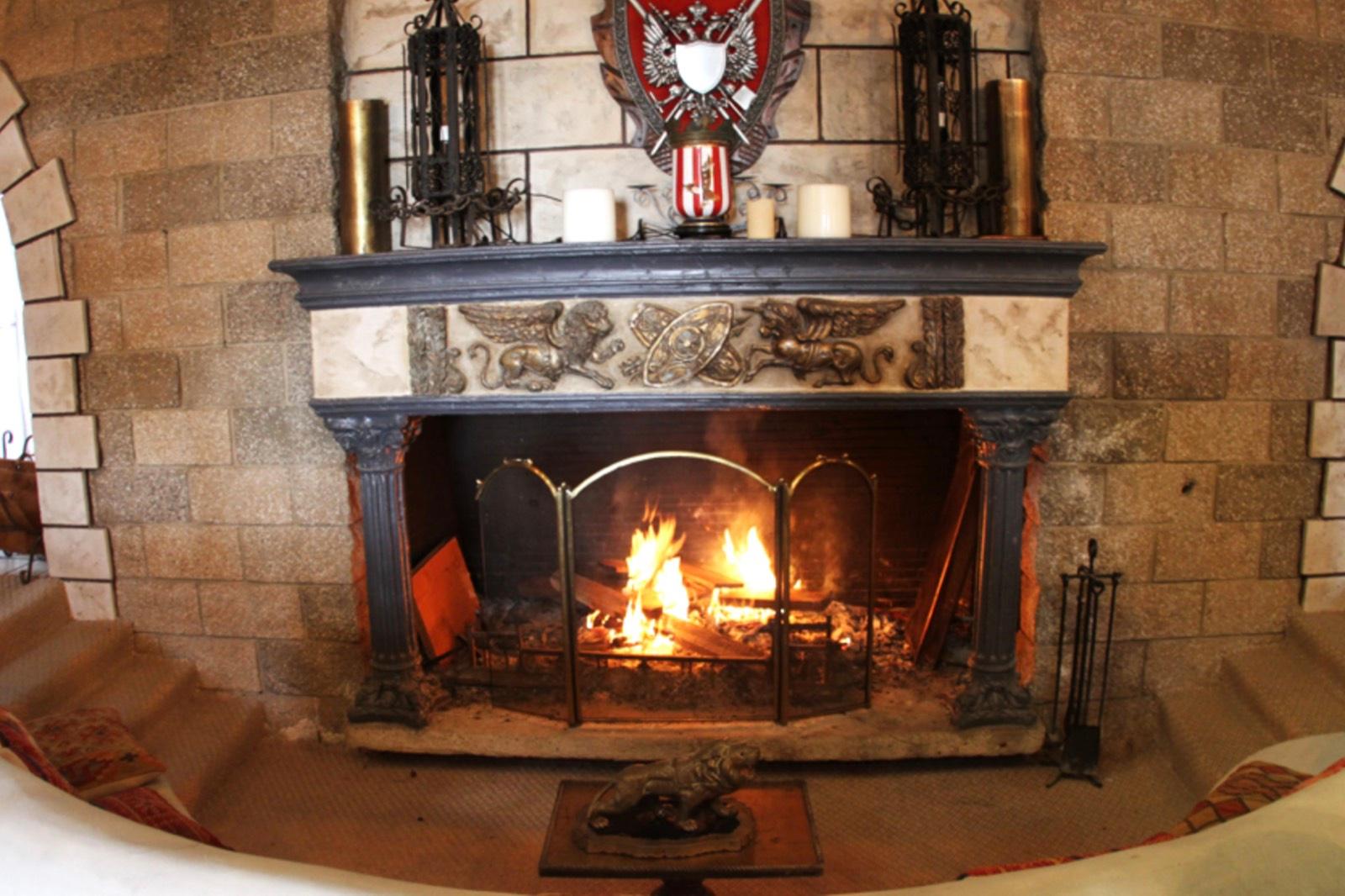 A's Medieval Castle — photo 7
