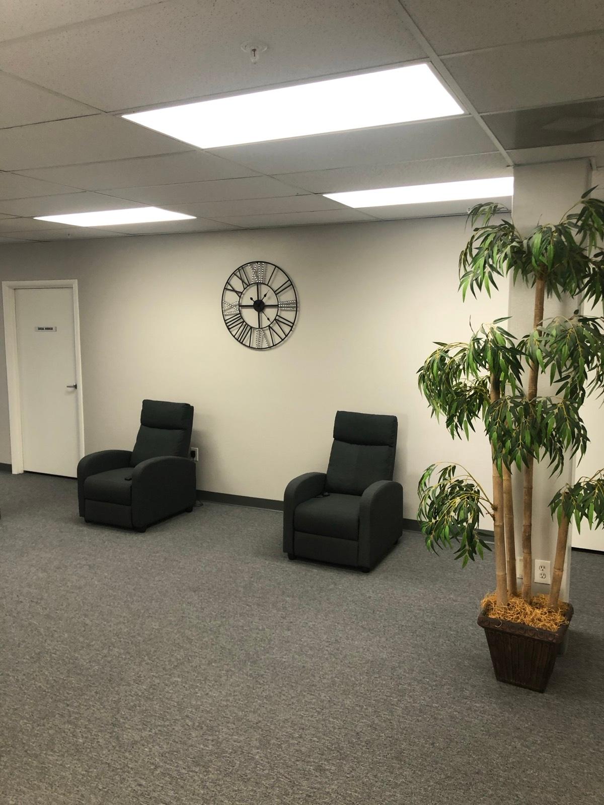 A's Office and Kitchen — photo 3