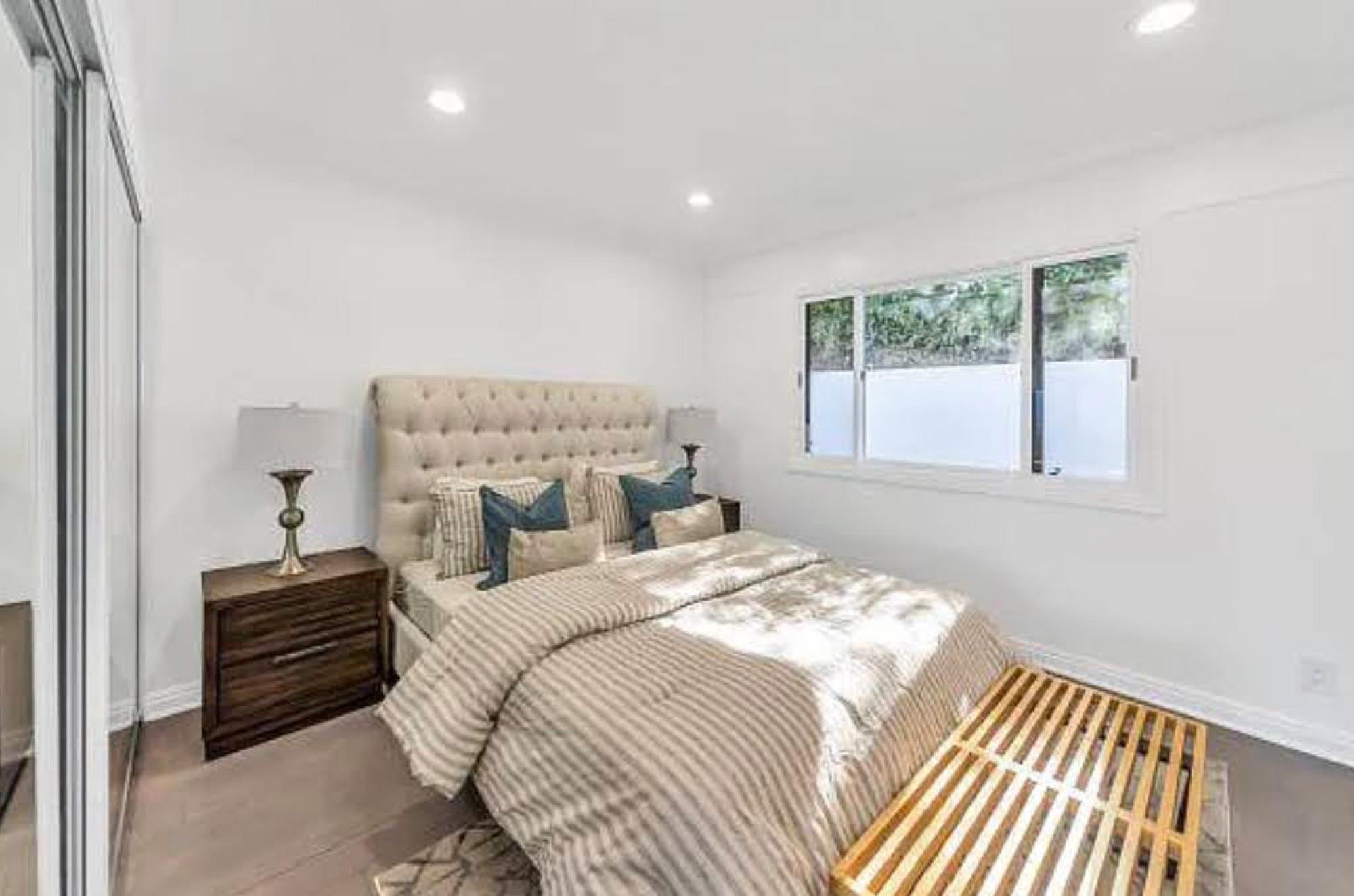 AS S Essential Valley View Home — photo 6