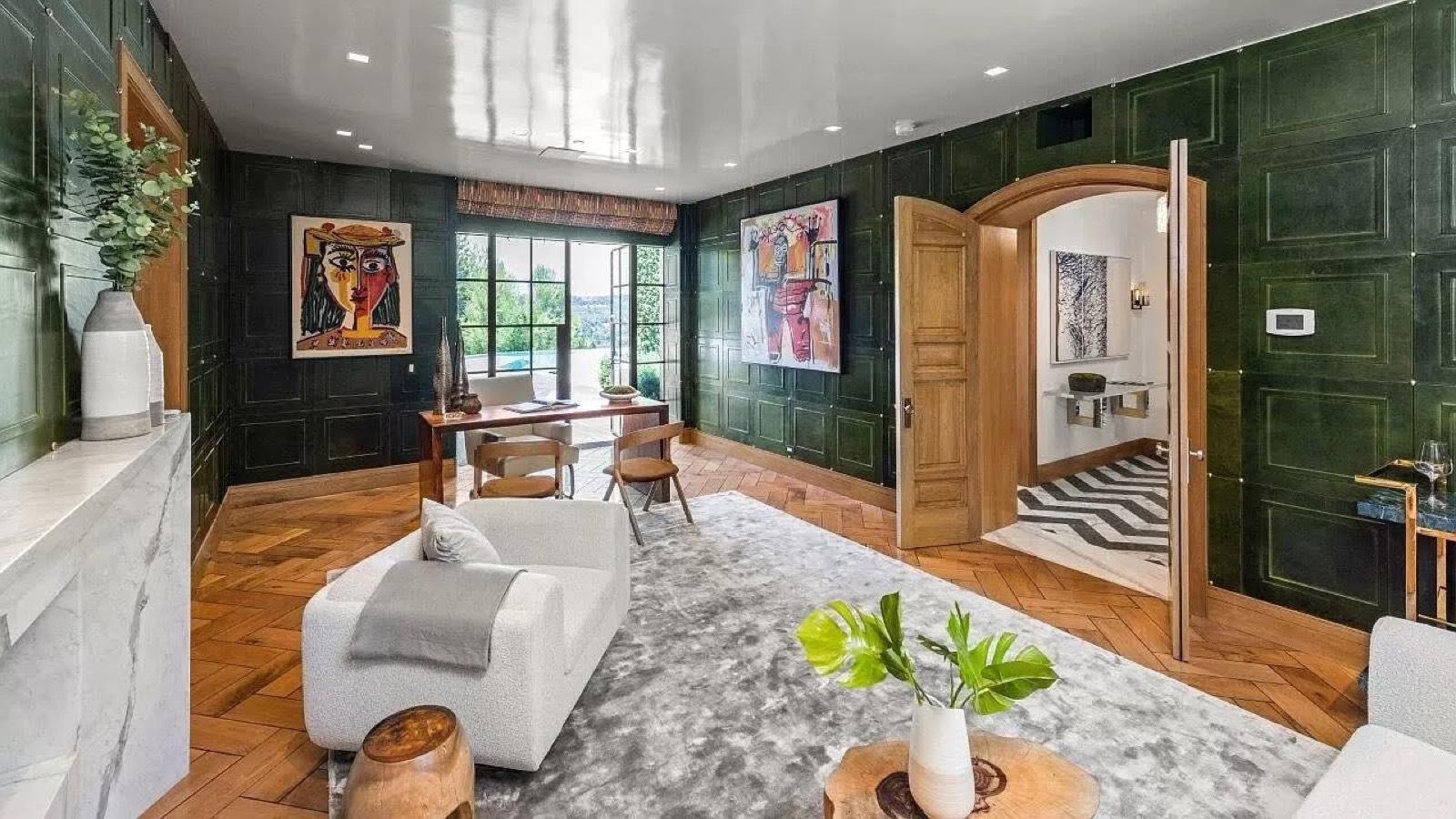 AS S Med Mansion Estate — photo 10