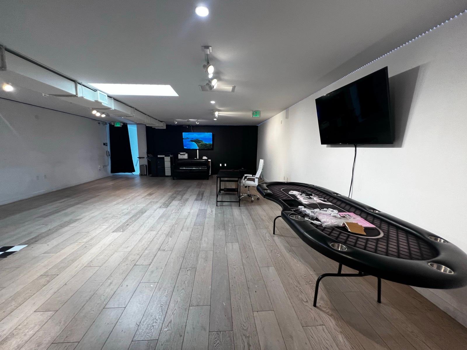 AS's Studio, Loft and Office — photo 9