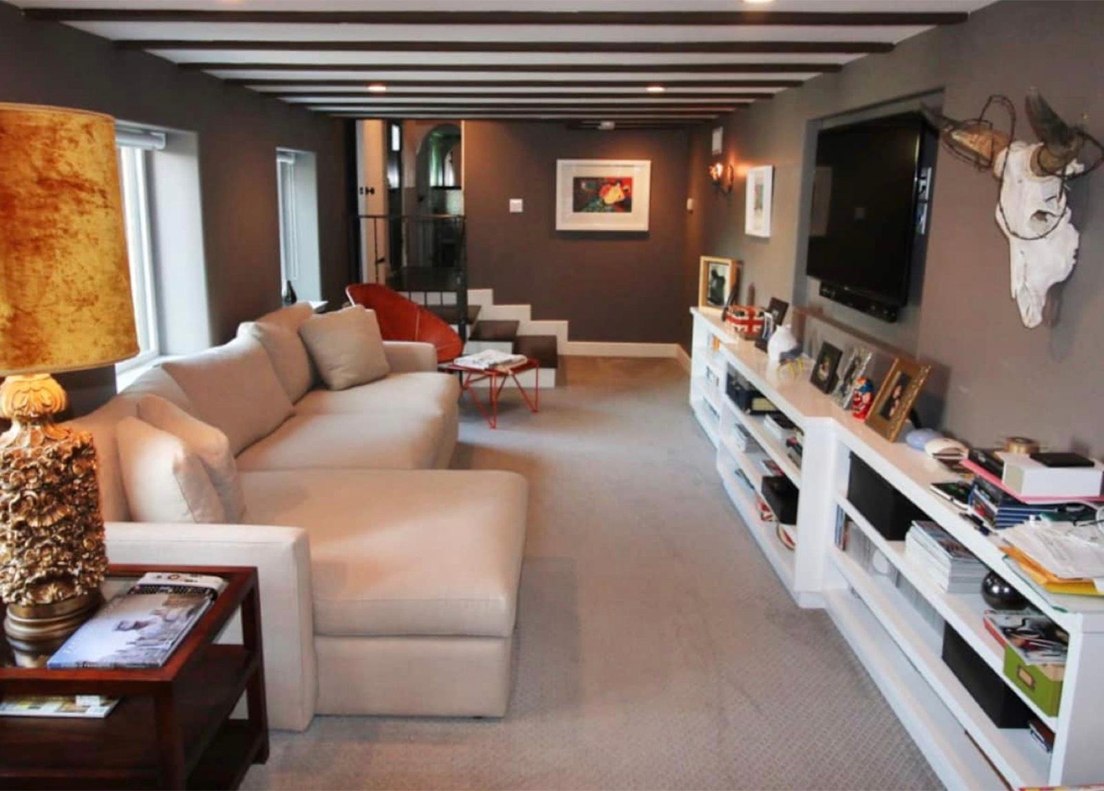 A's Spanish Modern Villa — photo 7