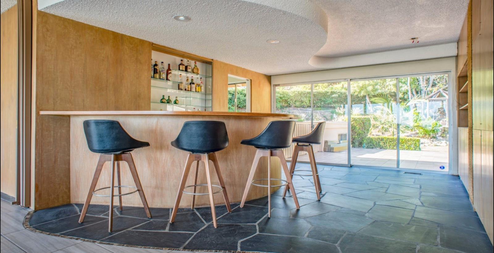 A's Timeless Midcentury House — photo 7