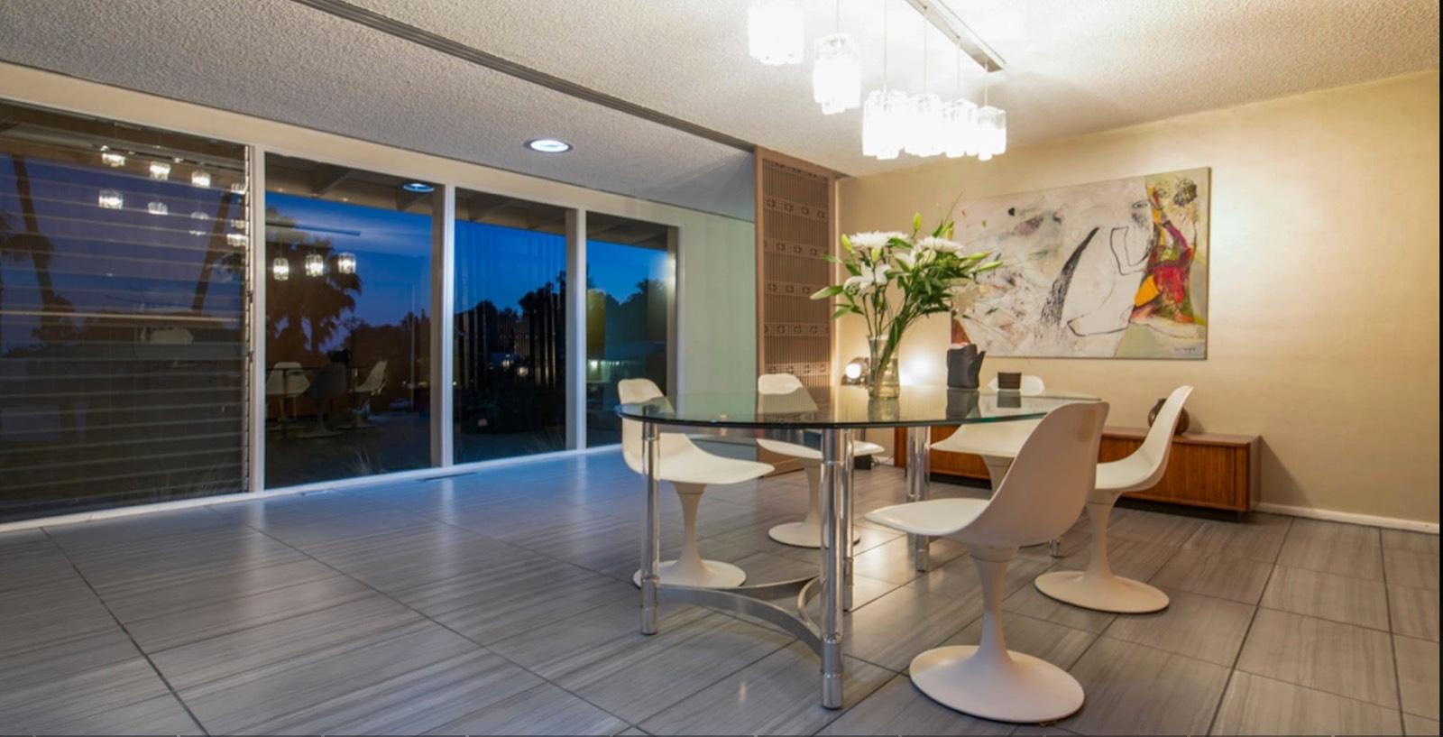 A's Timeless Midcentury House — photo 9