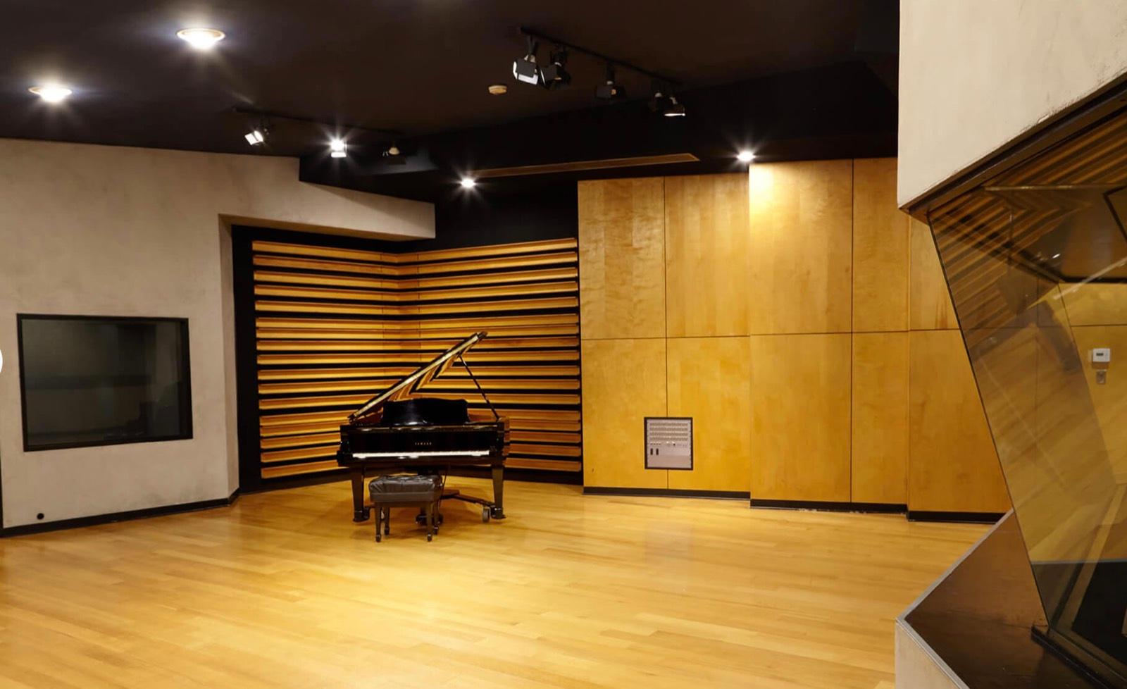 A's Vibey Recording Studio A — photo 3
