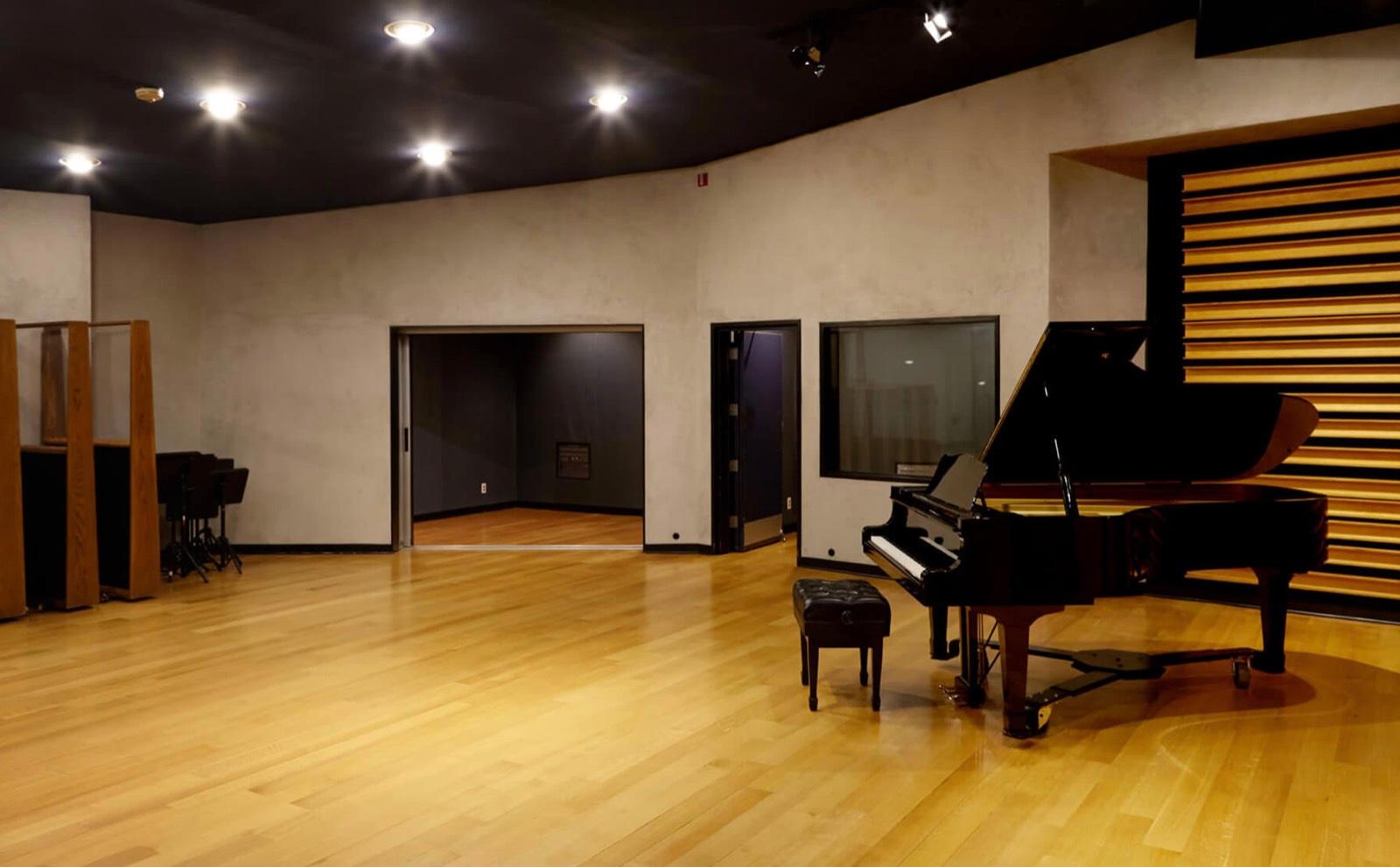 A's Vibey Recording Studio A — photo 4
