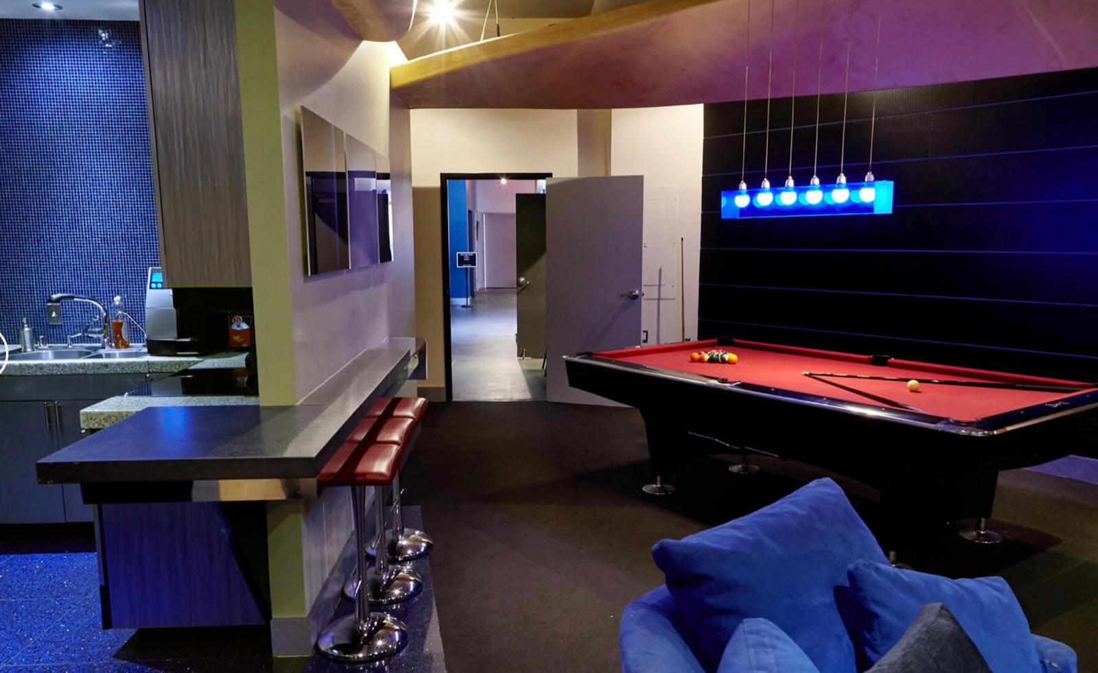 A's Vibey Recording Studio B — photo 3