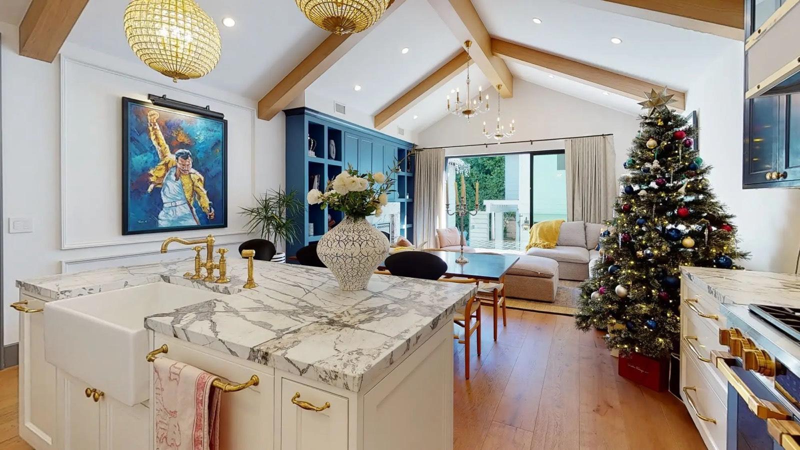 Asi's la mod pad — photo 9