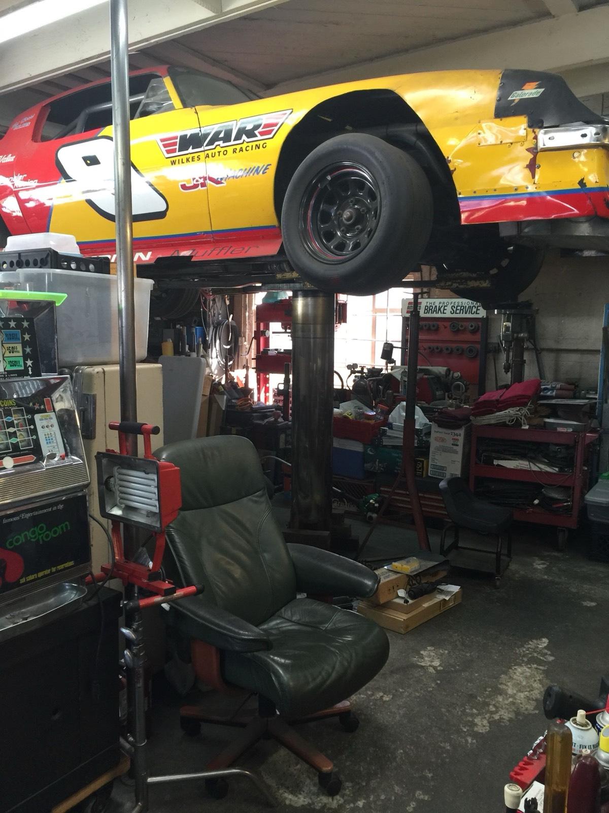 Auto Repair Shop — photo 6