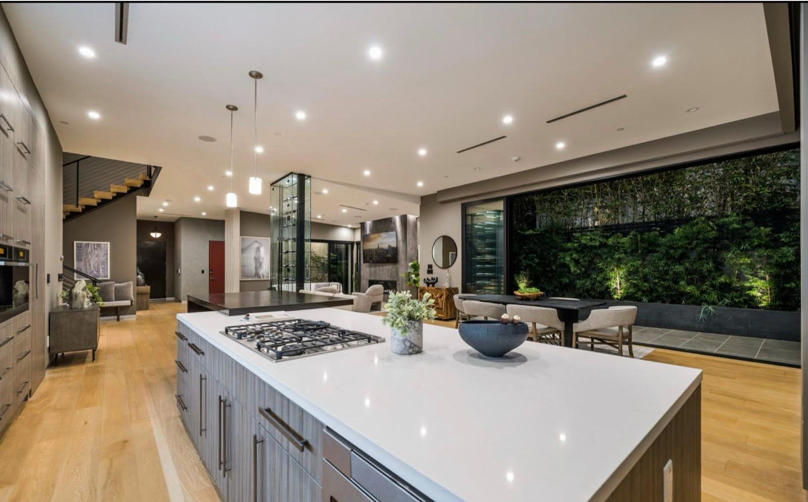 AW's Modern Lux — photo 3